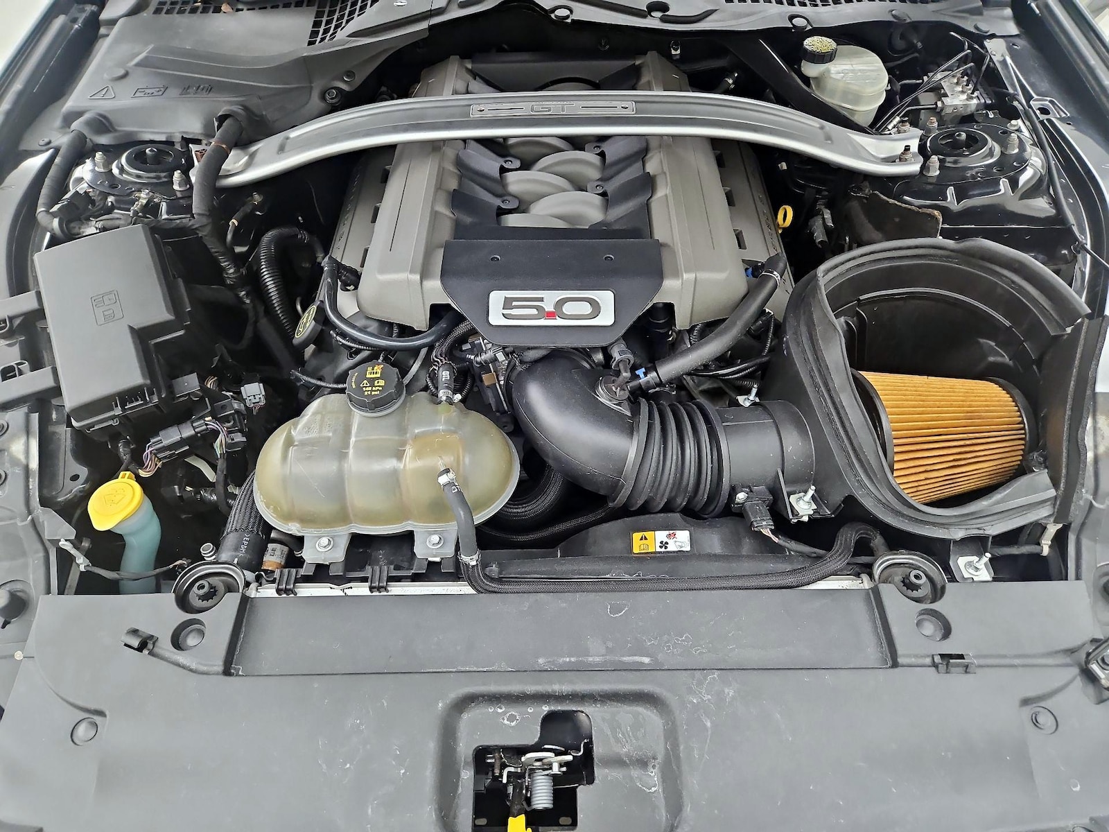 2017 Ford Mustang GT - Photo 21