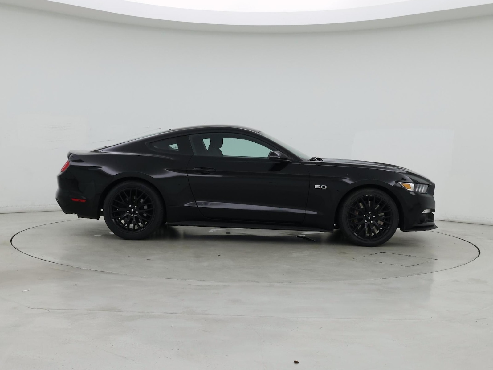 2017 Ford Mustang GT - Photo 8