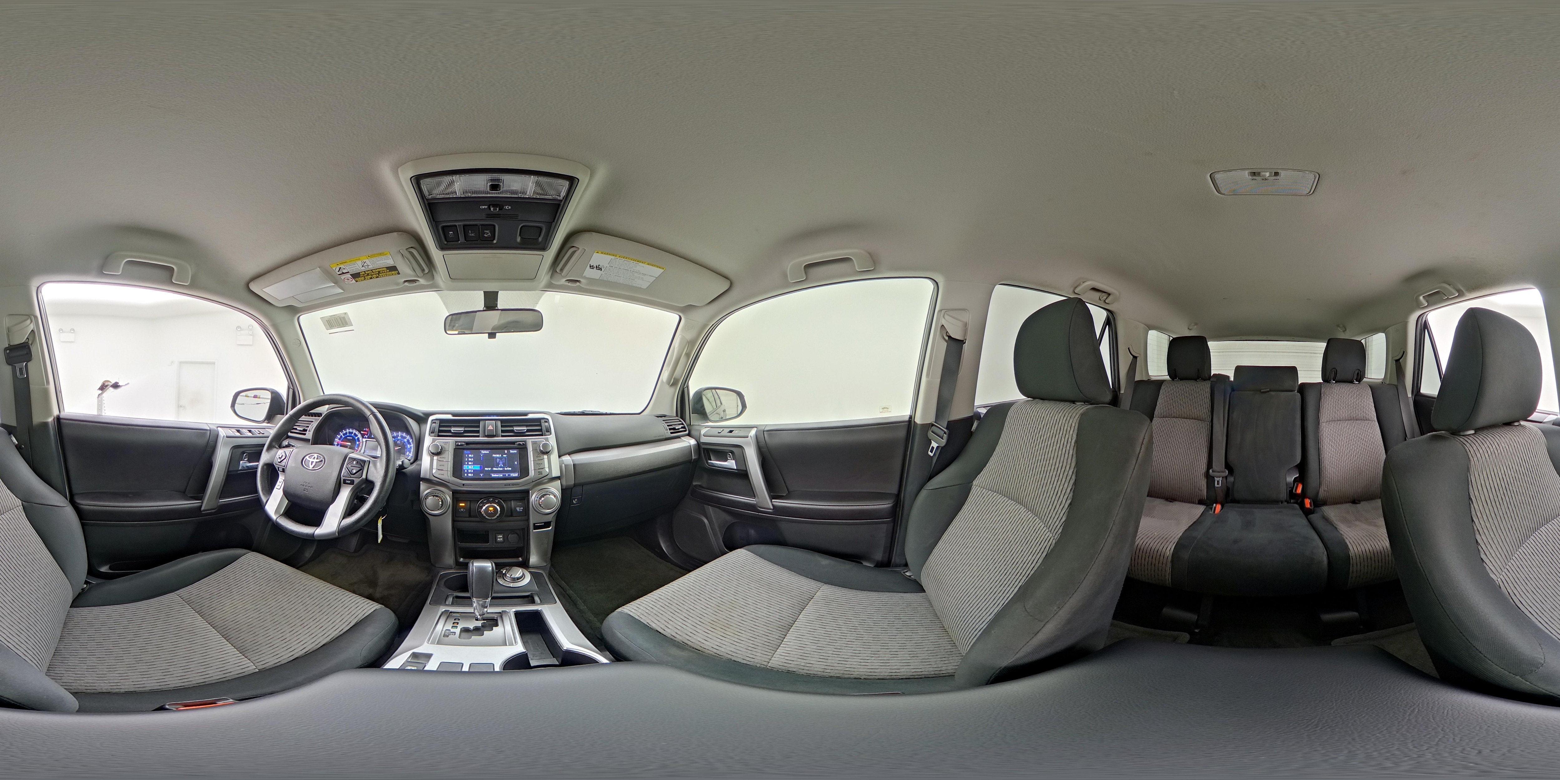 2017 Toyota 4Runner SR5 - Photo 24