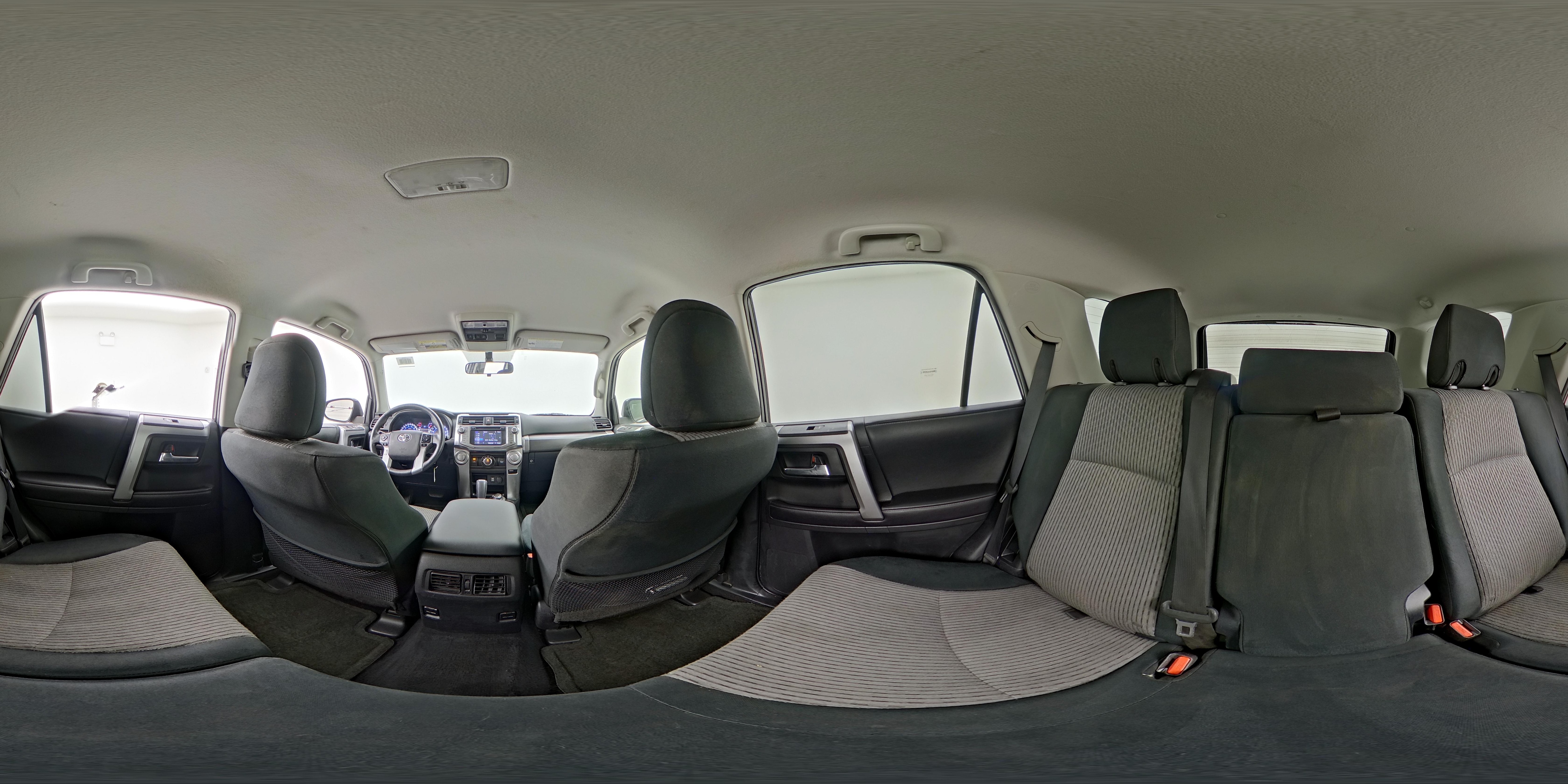 2017 Toyota 4Runner SR5 - Photo 25