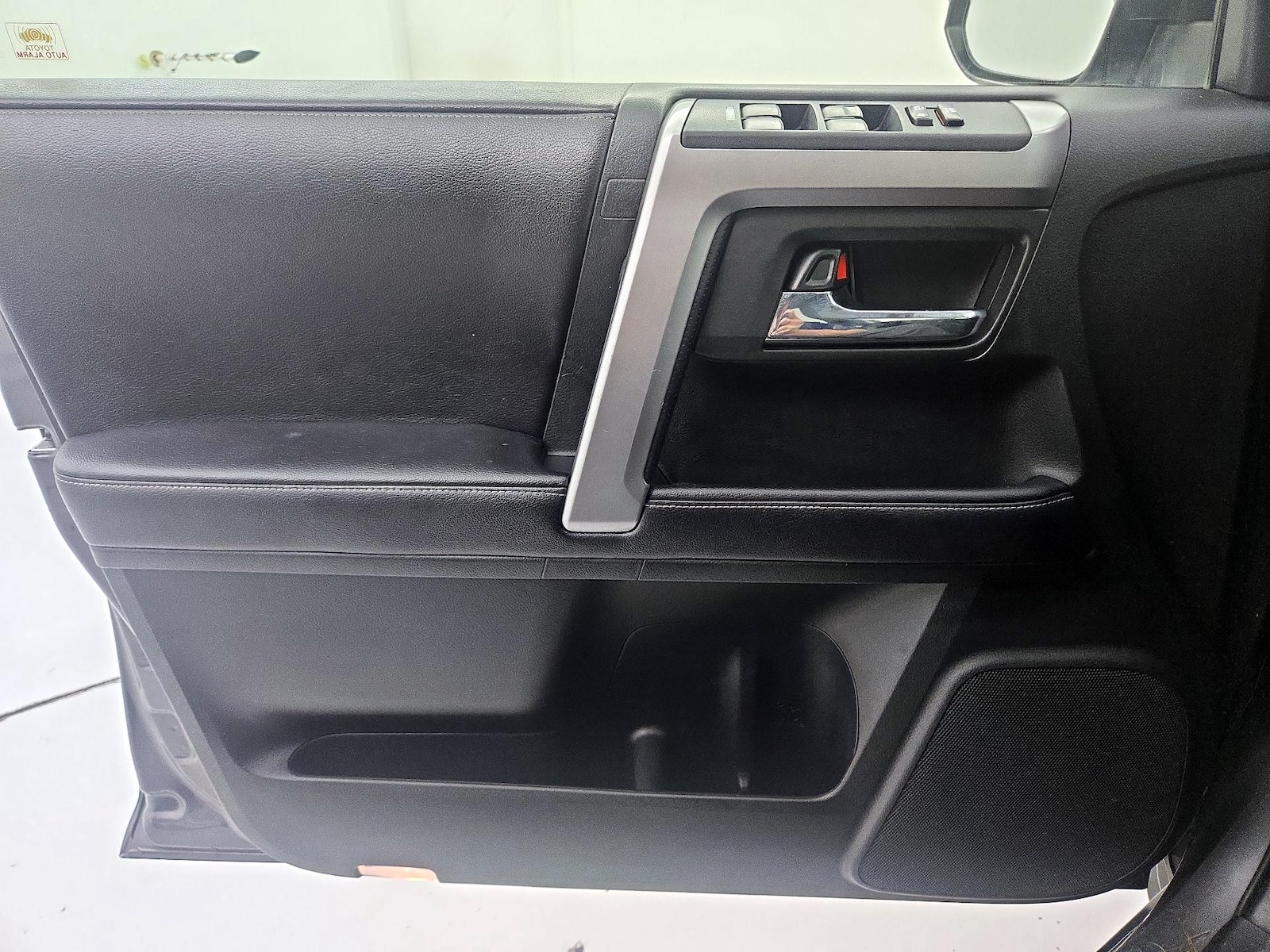 2017 Toyota 4Runner SR5 - Photo 13