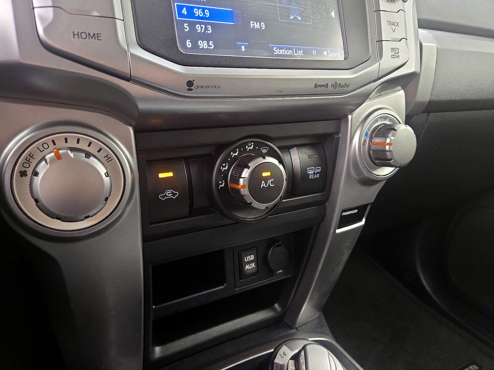 2017 Toyota 4Runner SR5 - Photo 17