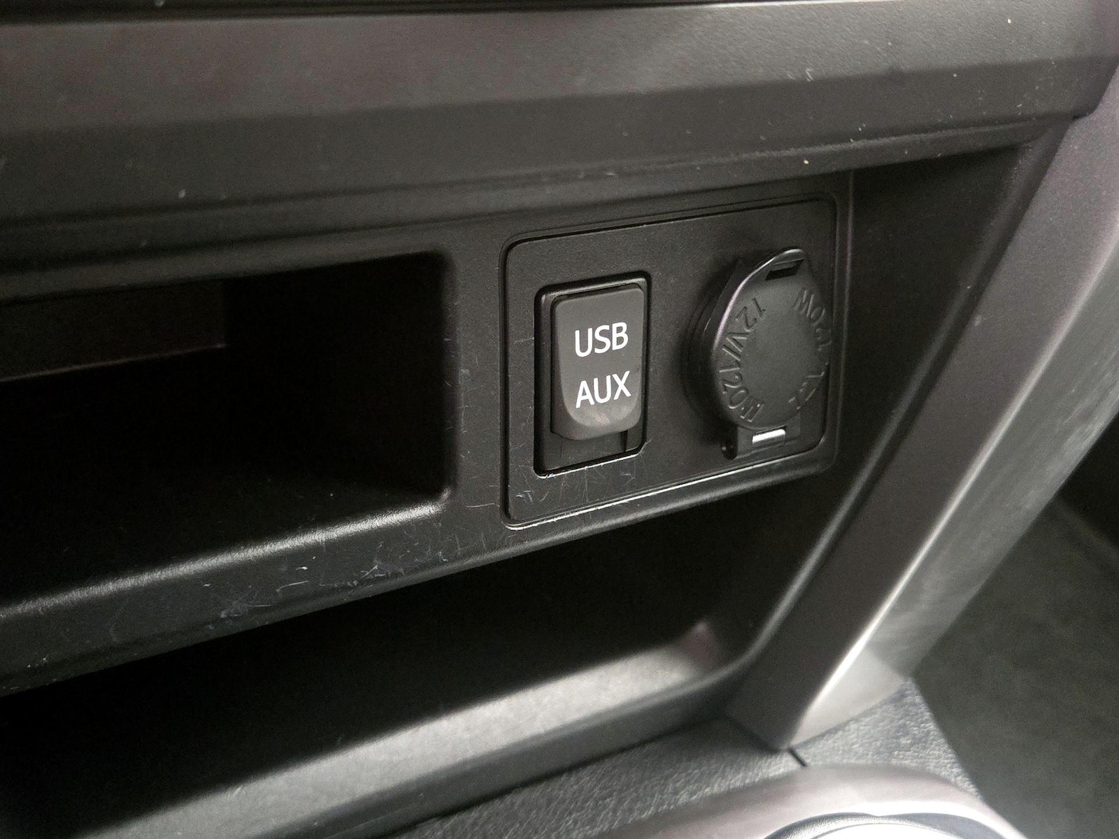 2017 Toyota 4Runner SR5 - Photo 19