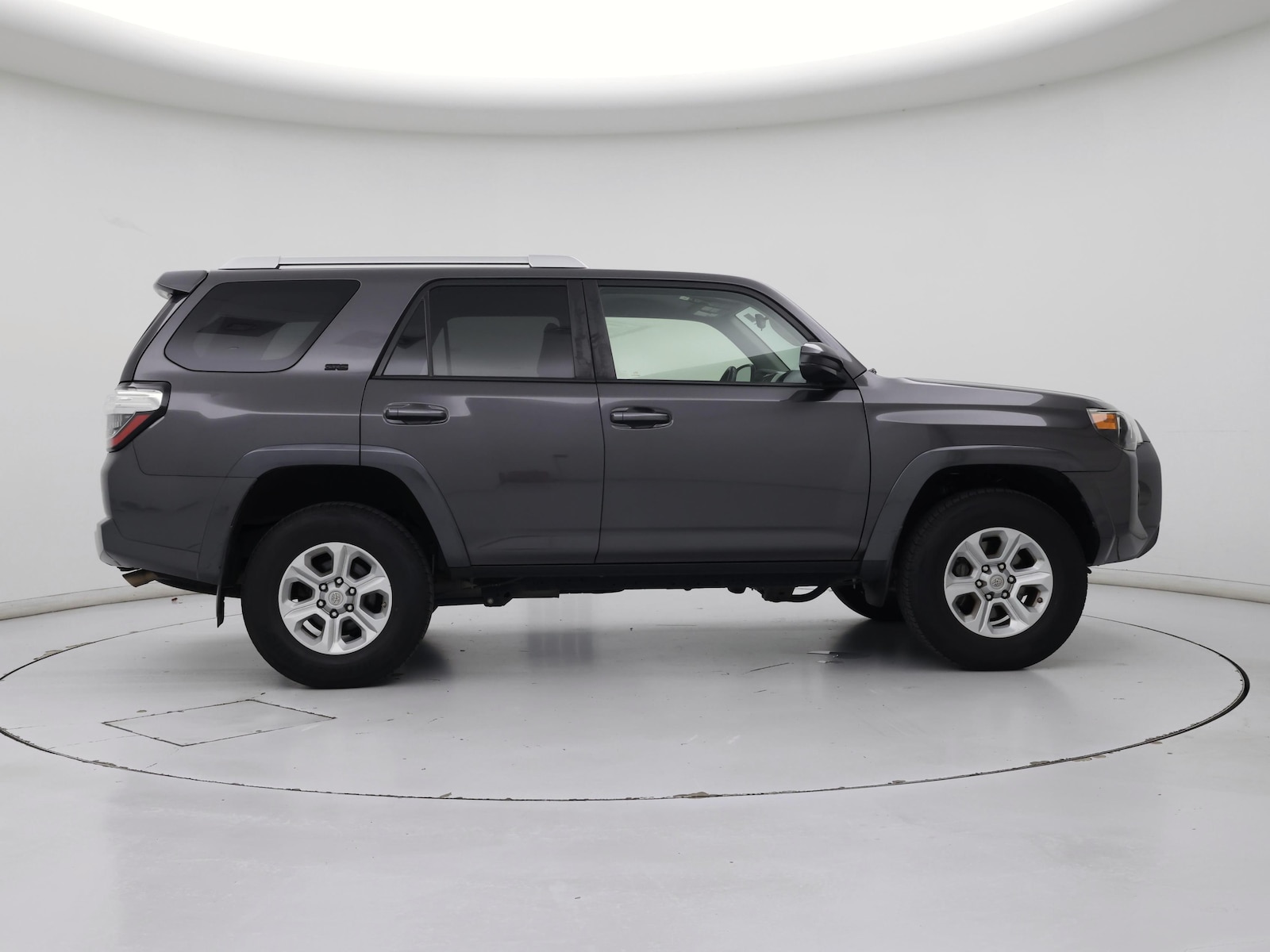 2017 Toyota 4Runner SR5 - Photo 8