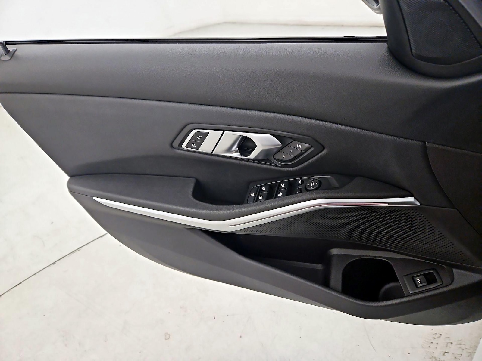 2021 BMW 3 Series 330i - Photo 13