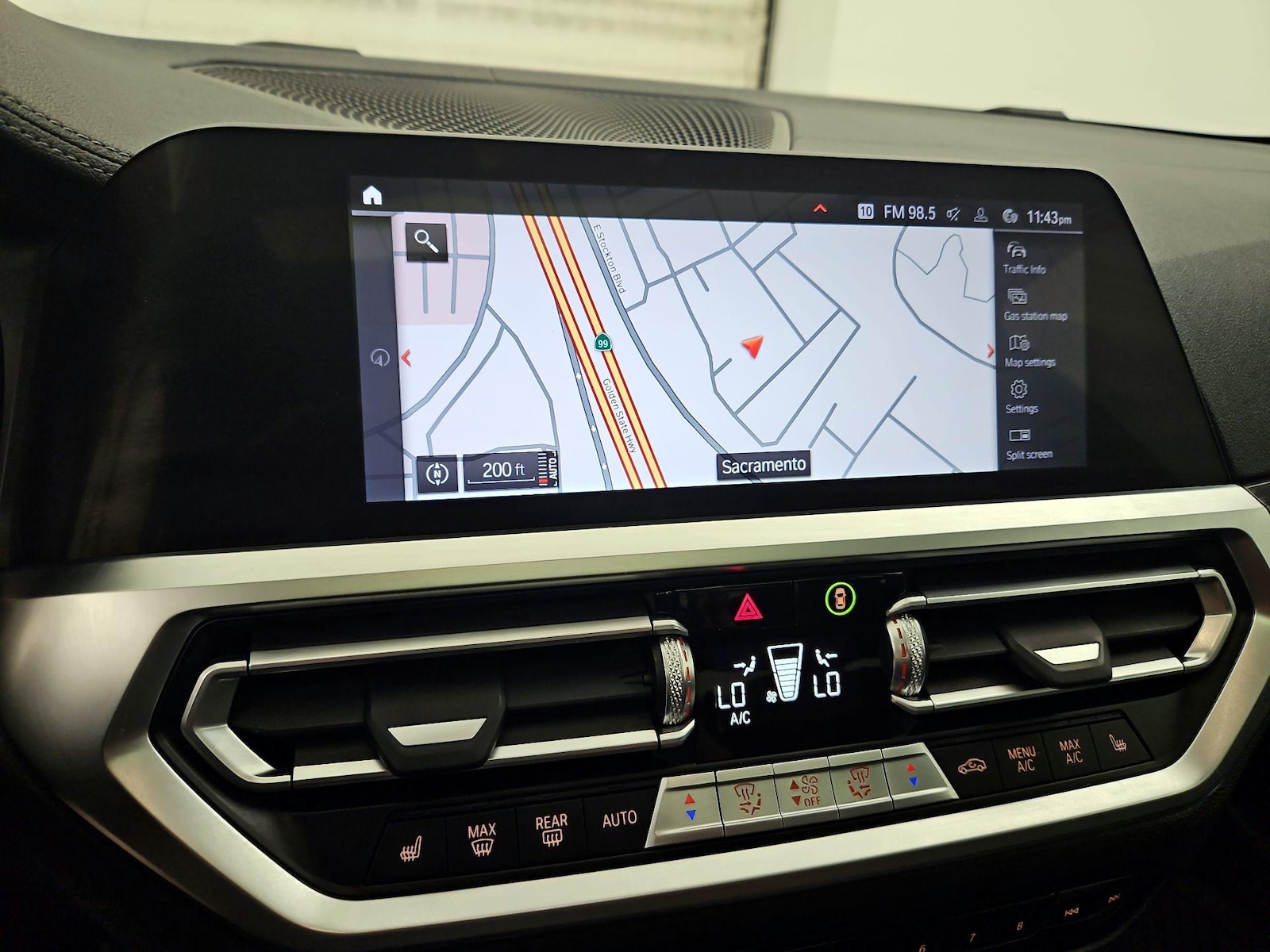 2021 BMW 3 Series 330i - Photo 15