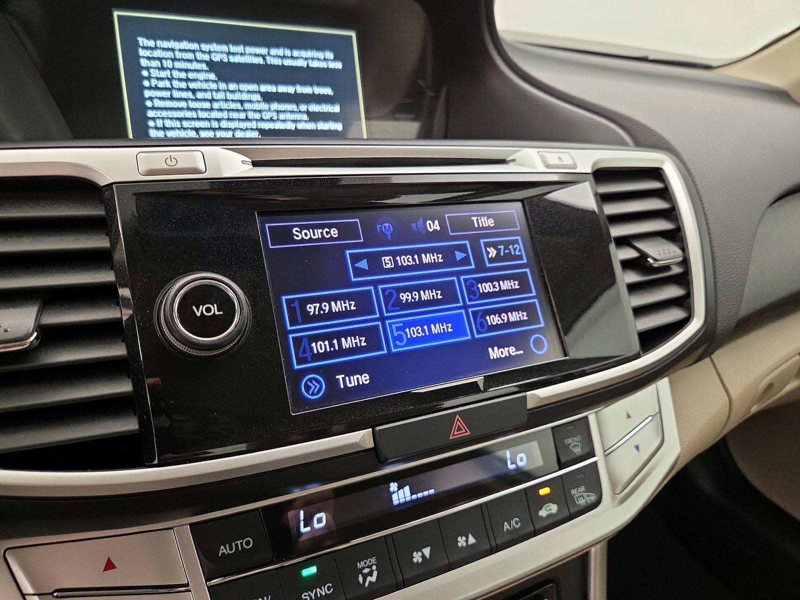 2015 Honda Accord Touring - Photo 17