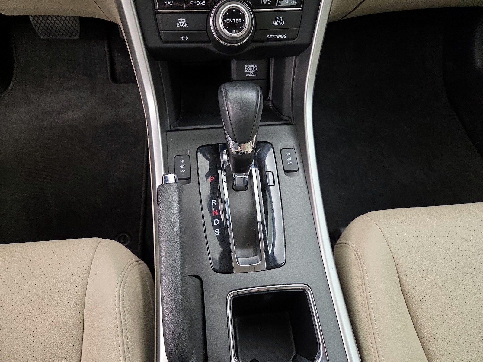2015 Honda Accord Touring - Photo 19