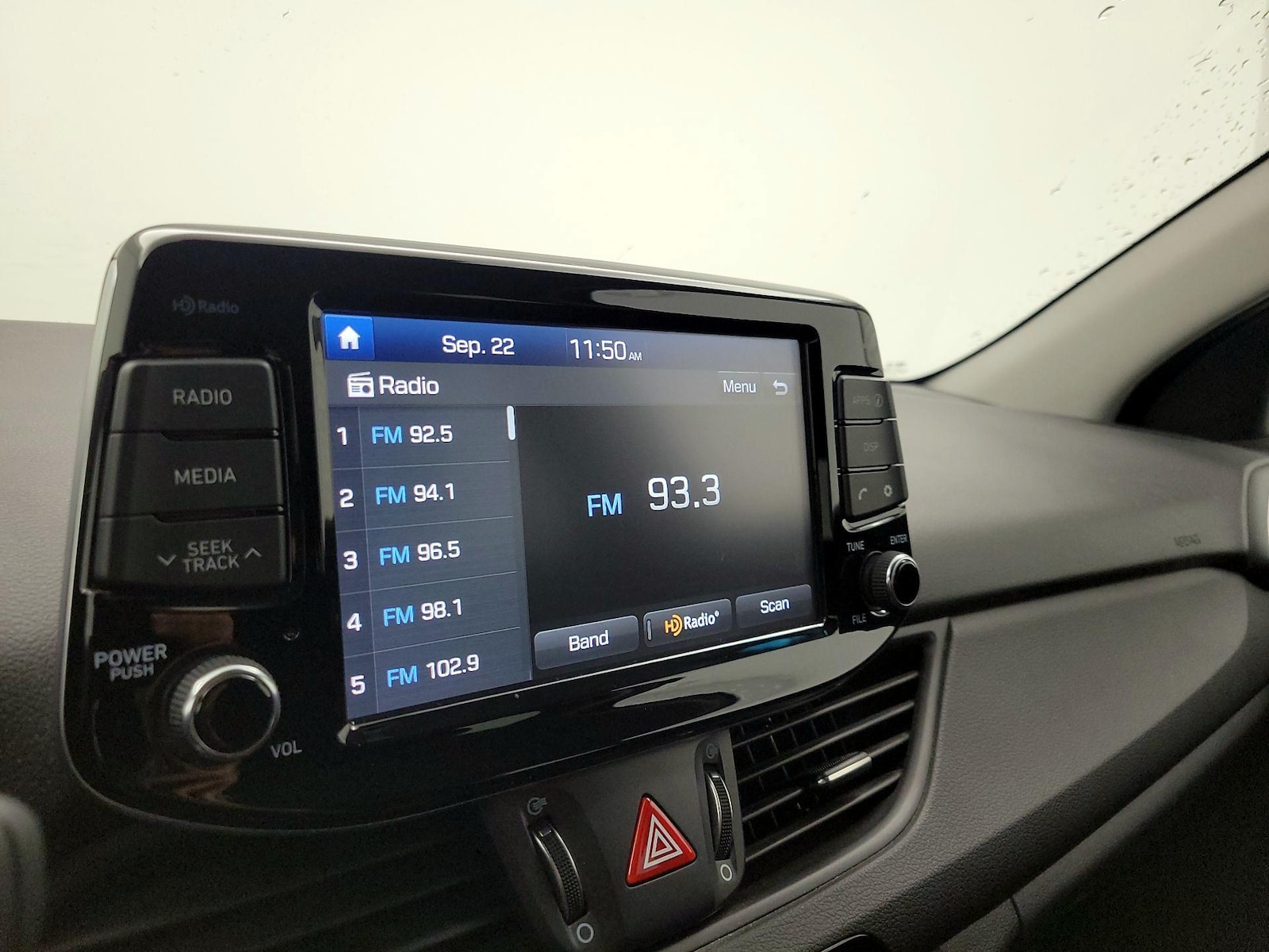 2019 Hyundai Elantra GT GT - Photo 16
