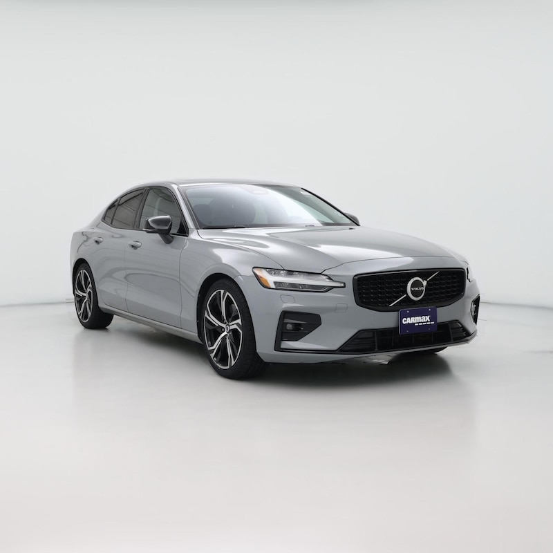 2024 Volvo S60 B5 Core Dark Theme
