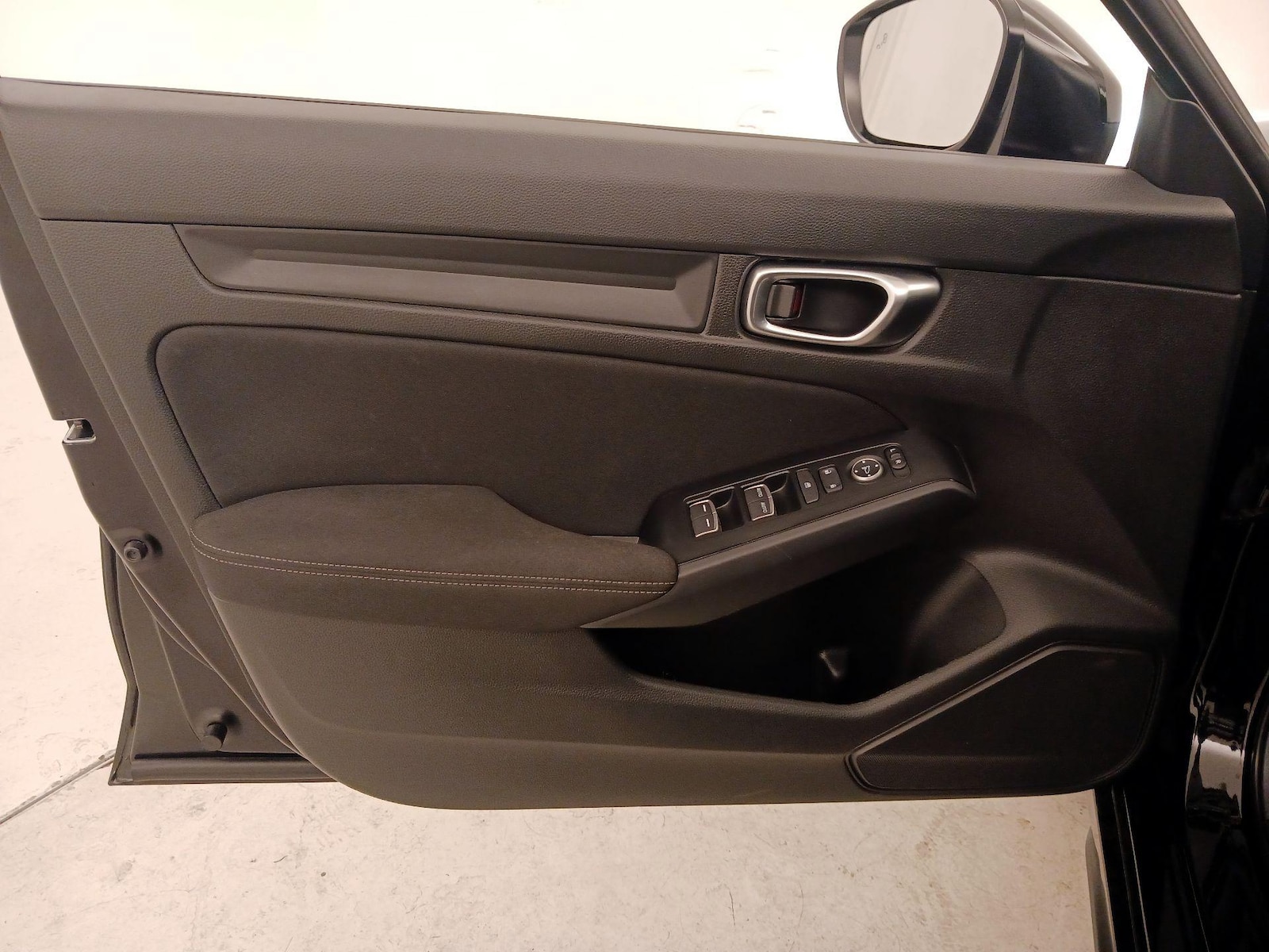 2025 Honda Civic Hatchback Sport - Photo 13