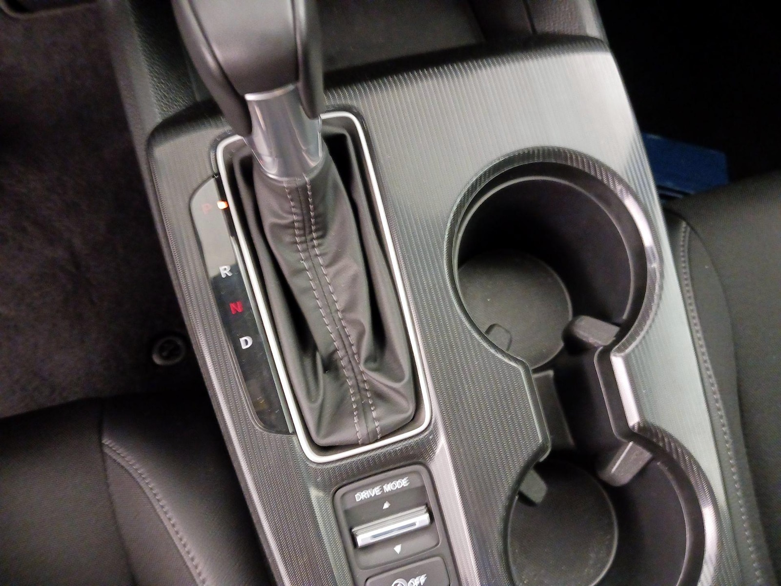 2025 Honda Civic Hatchback Sport - Photo 18