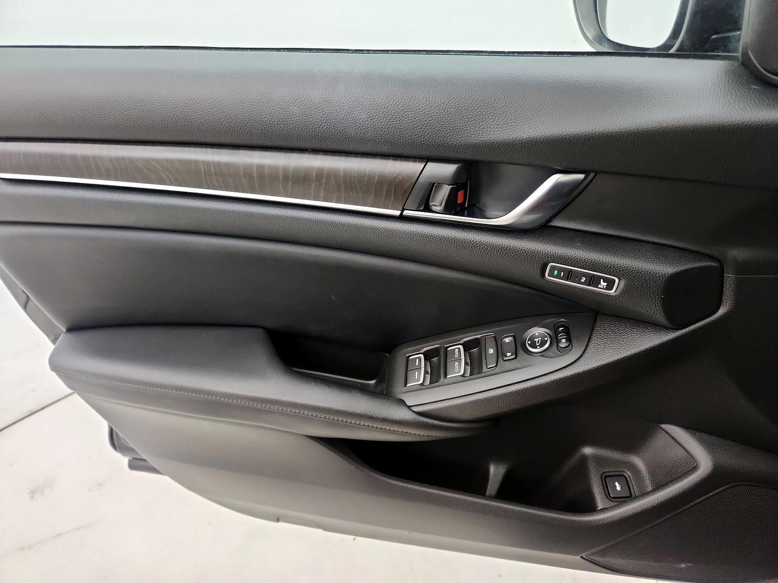 2018 Honda Accord EX-L - Photo 13