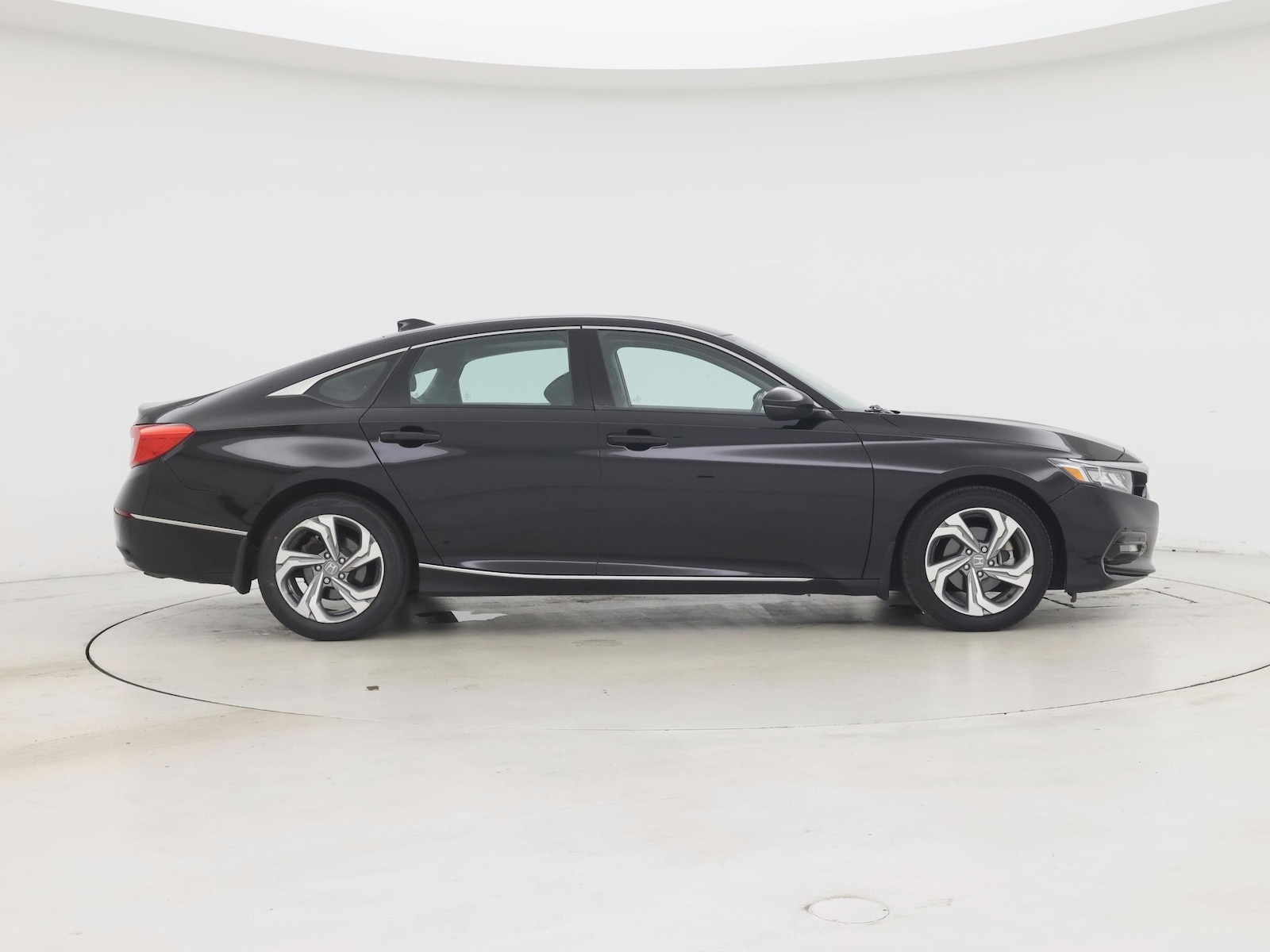 2018 Honda Accord EX-L - Photo 8
