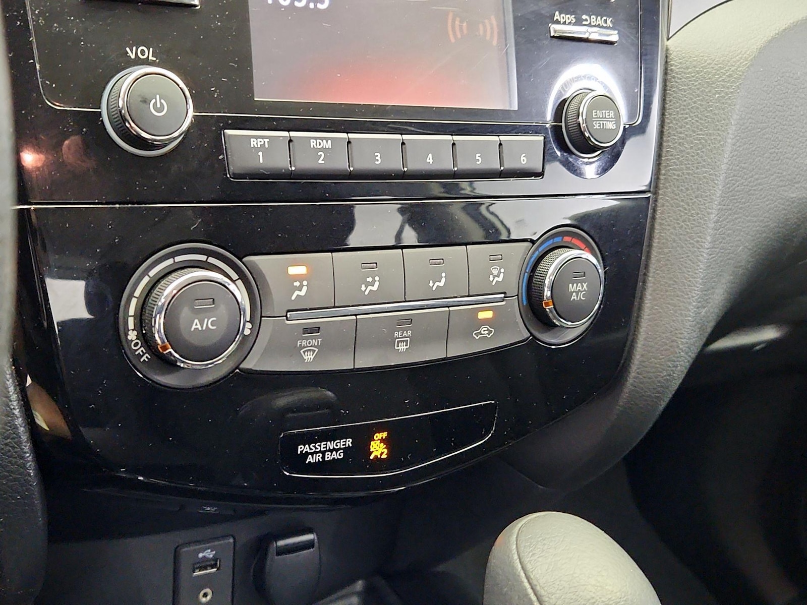 2016 Nissan Rogue S - Photo 17
