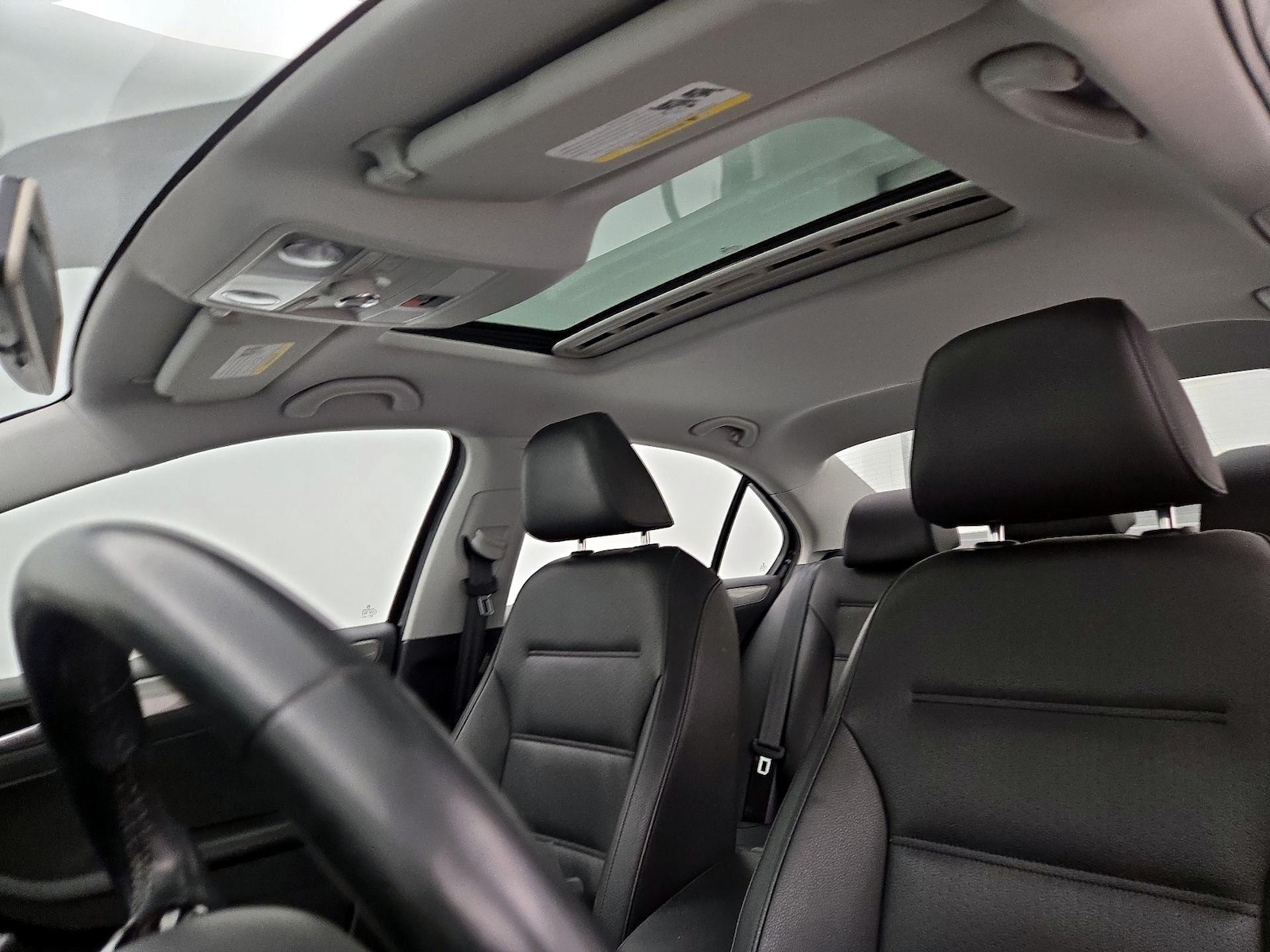 Sunroof(s) & Overhead Airbags