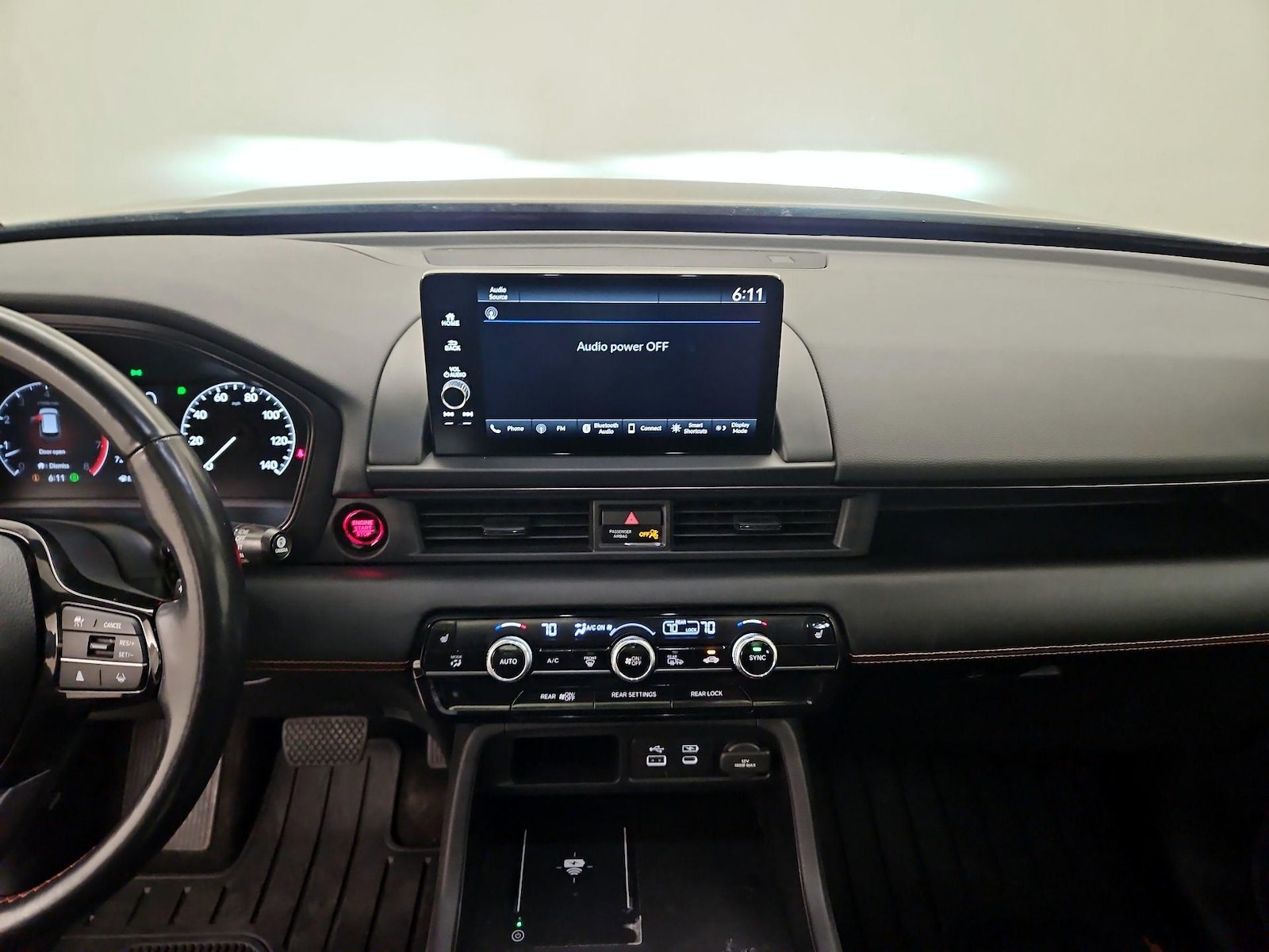 Apple CarPlay® & Android Auto™