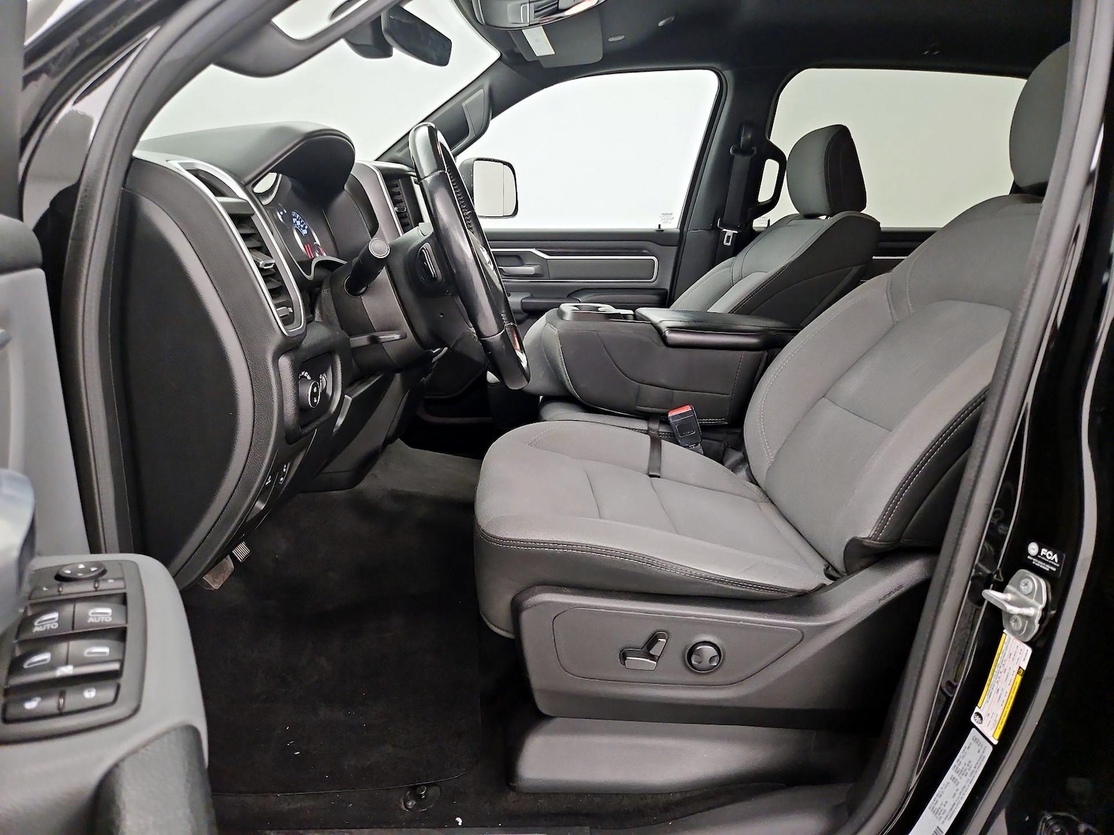 Power Seat(s) & Side Airbags