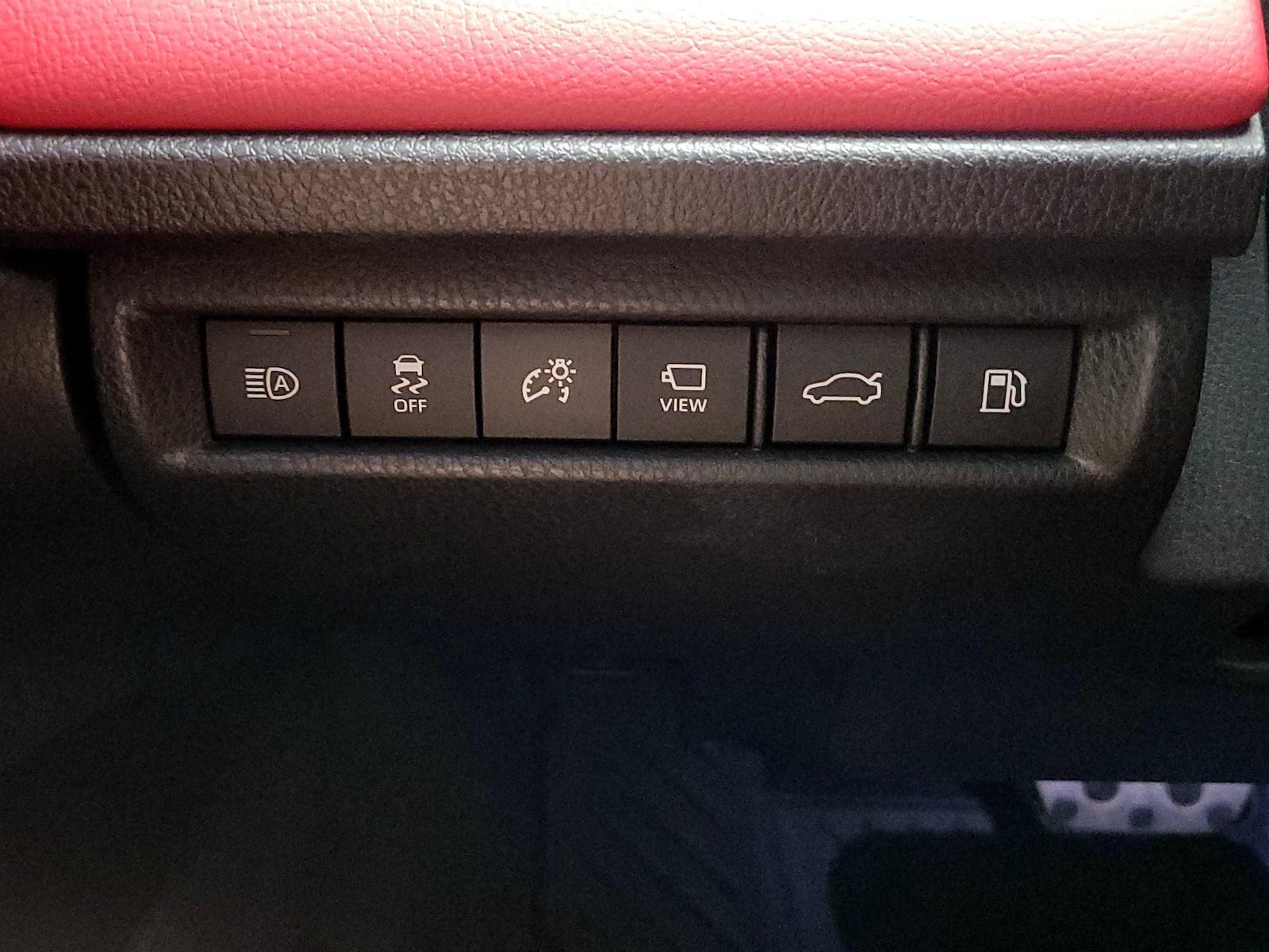 2025 Toyota Camry XSE - Photo 14