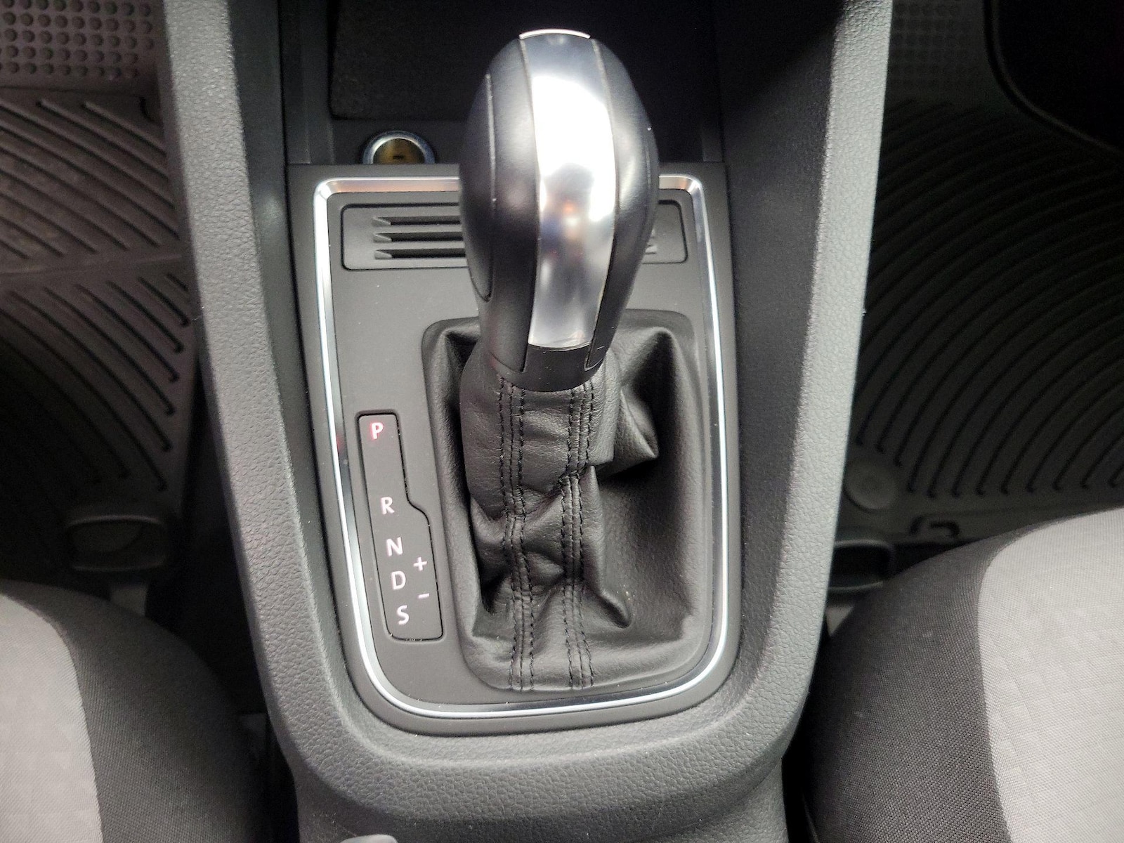 2017 Volkswagen Jetta S - Photo 18