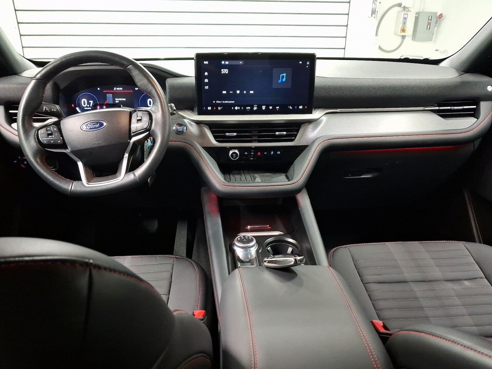 2025 Ford Explorer ST-LINE - Photo 10