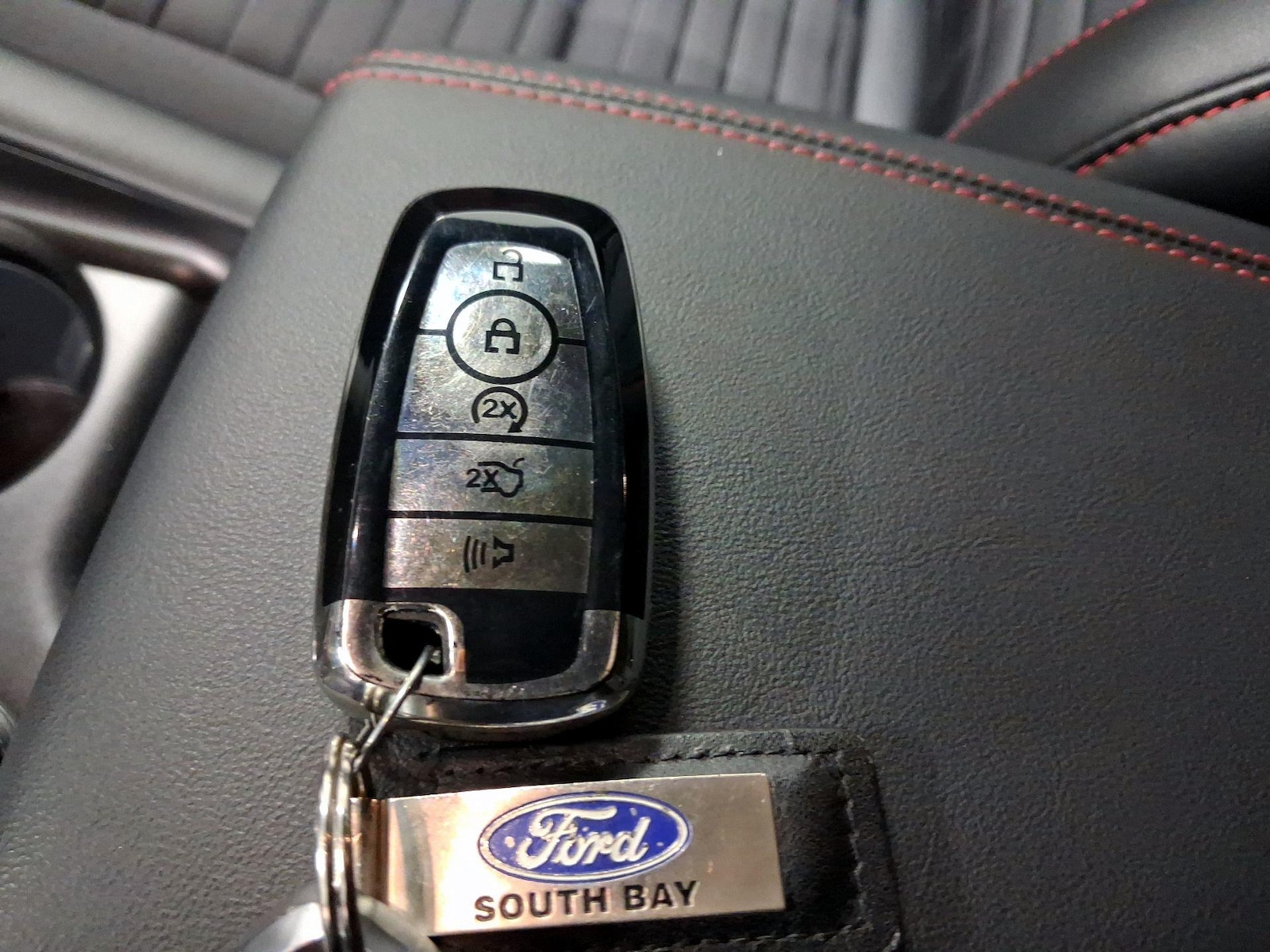 2025 Ford Explorer ST-LINE - Photo 23