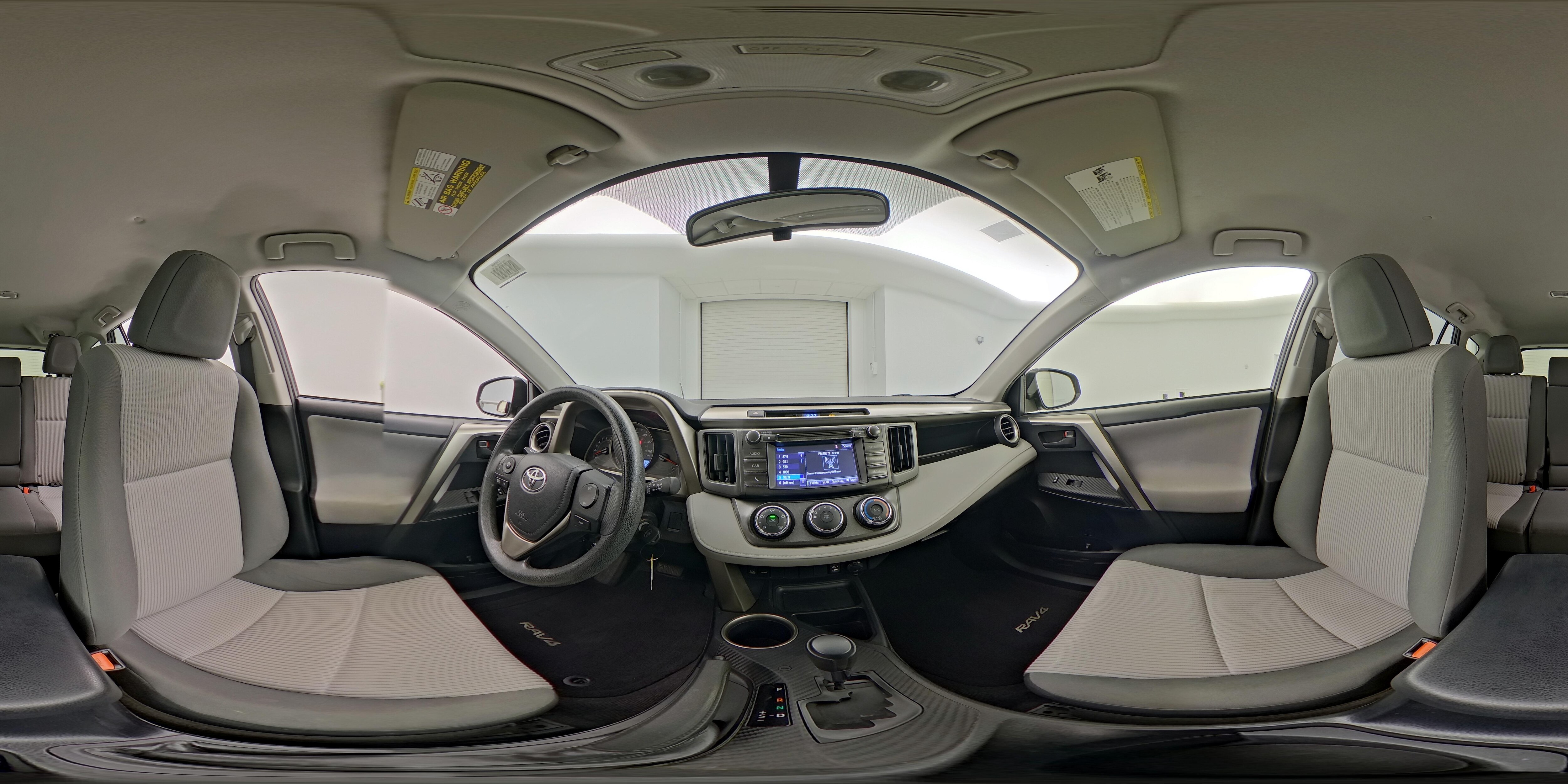 2015 Toyota RAV4 LE - Photo 25