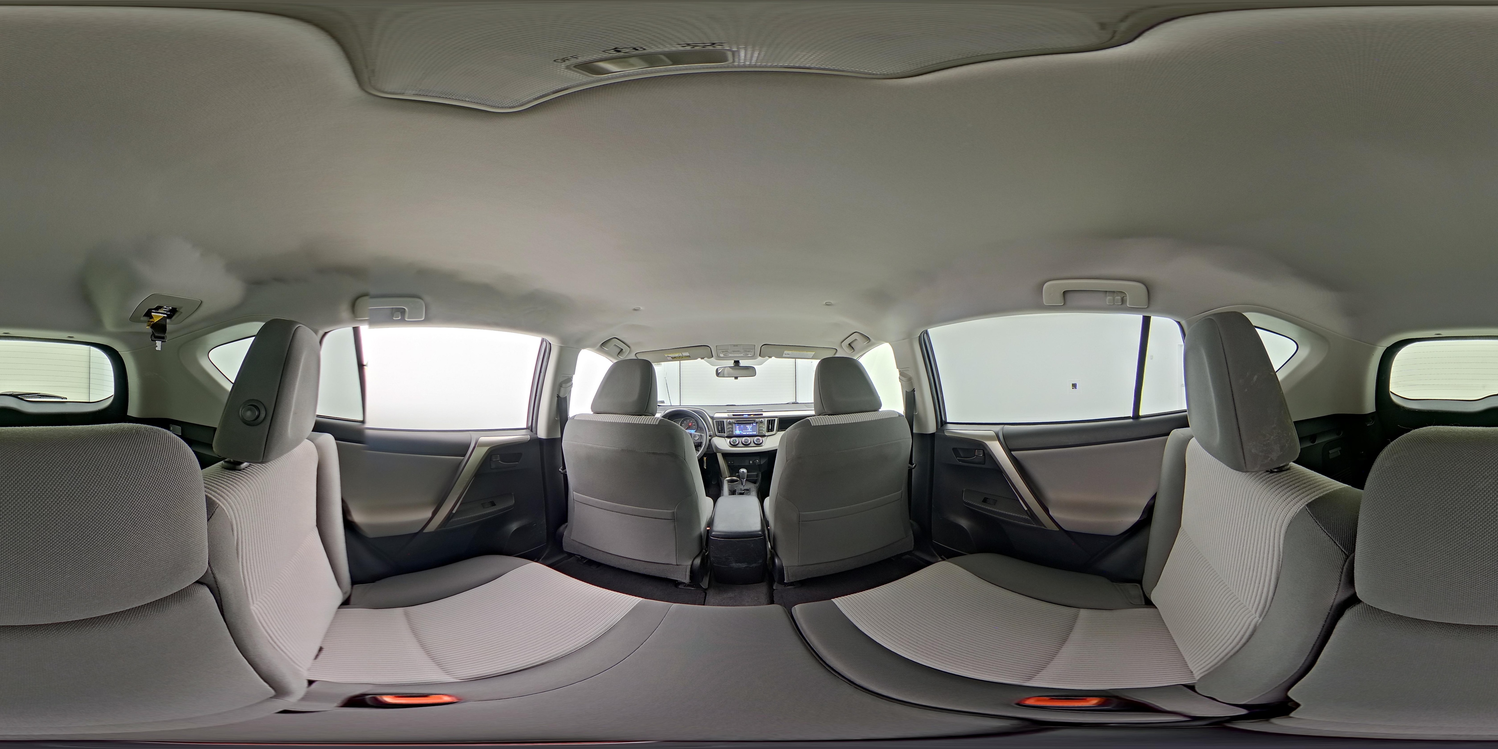 2015 Toyota RAV4 LE - Photo 26