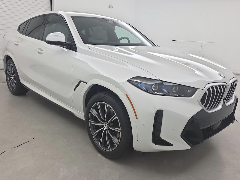 2024 BMW X6 xDrive40i