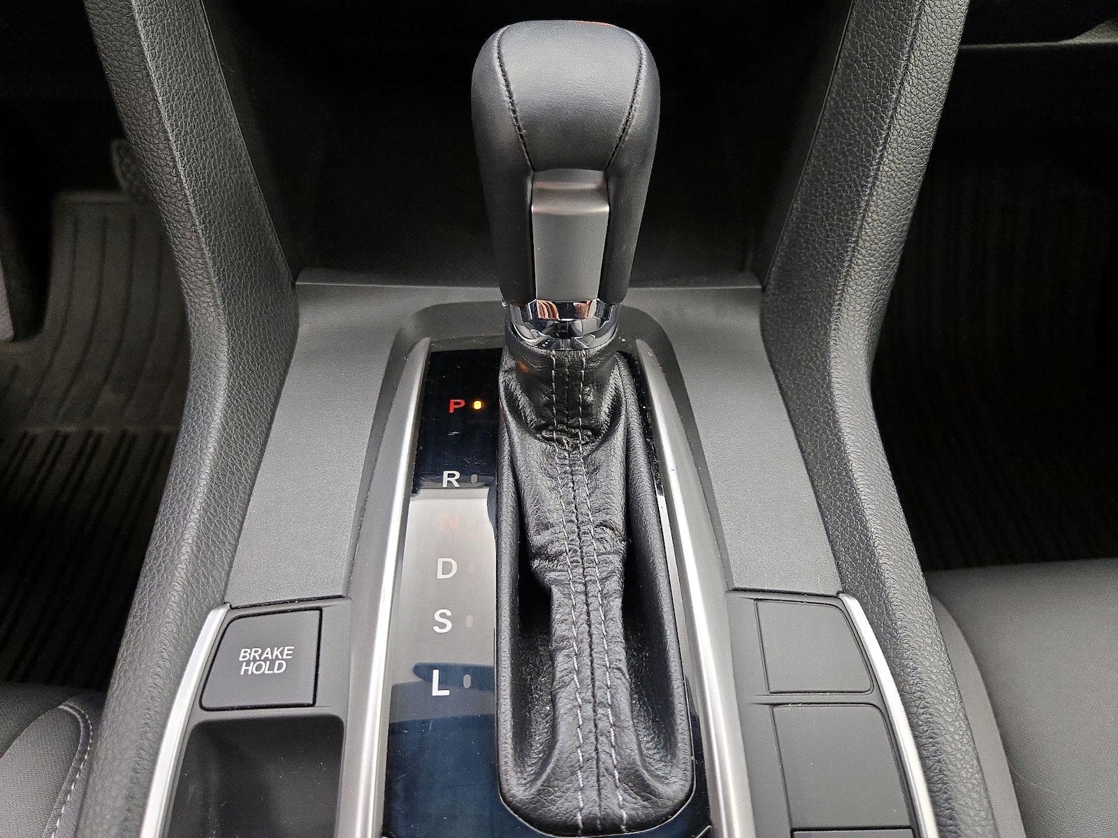 2018 Honda Civic EX-T - Photo 18