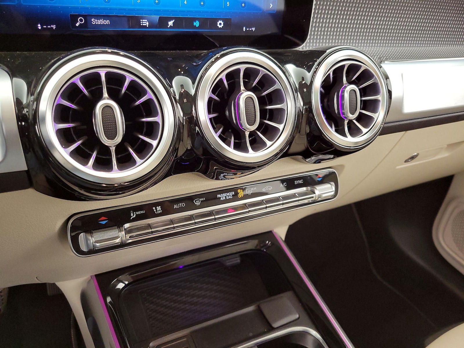 2021 Mercedes-Benz GLB Base - Photo 17