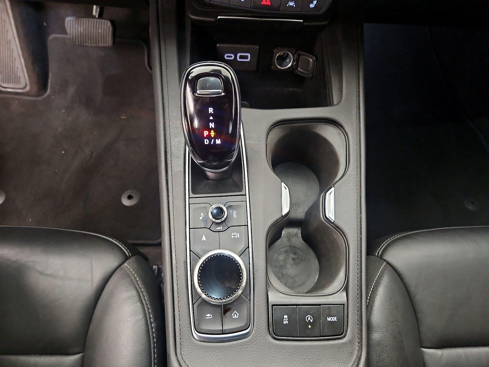 2024 Cadillac XT4 Premium Luxury - Photo 19