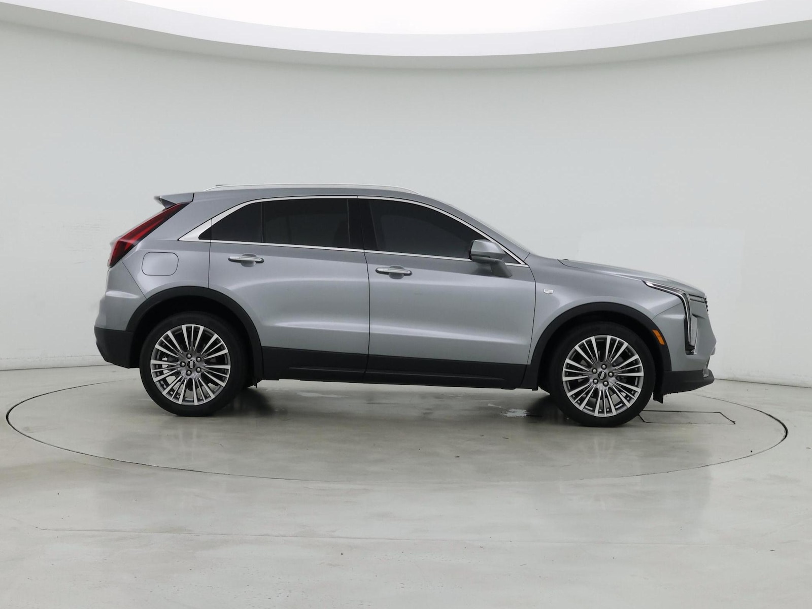 2024 Cadillac XT4 Premium Luxury - Photo 8