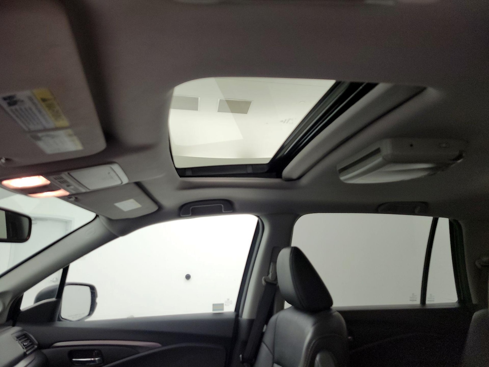 2016 Honda Pilot EX-L - Photo 21