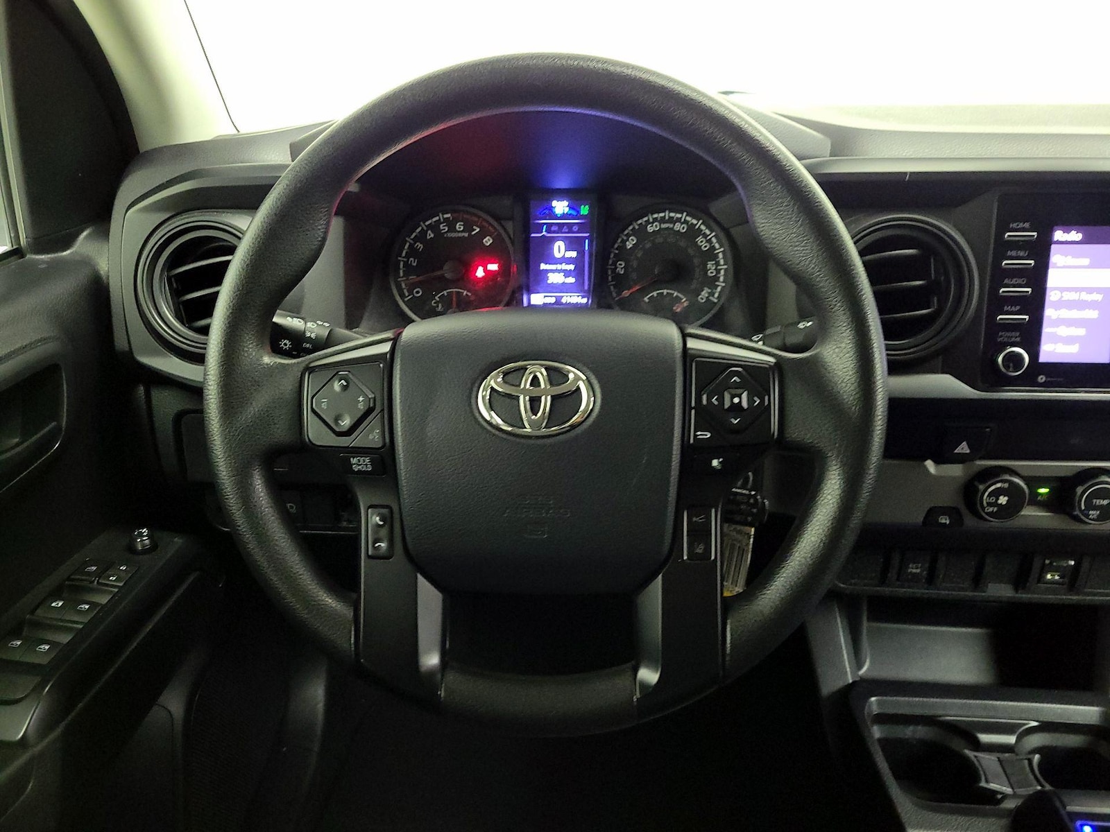 2020 Toyota Tacoma SR - Photo 11