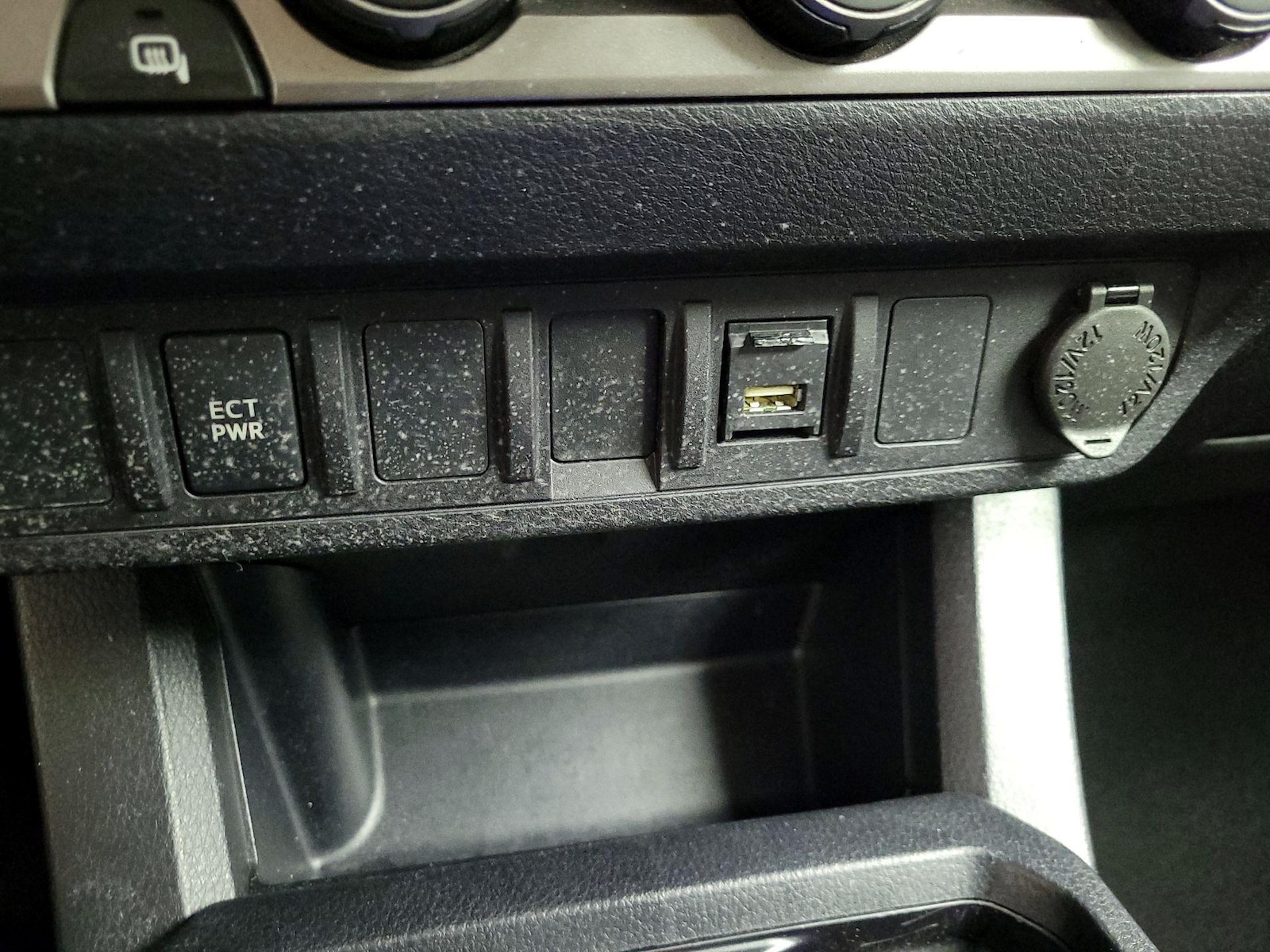 2020 Toyota Tacoma SR - Photo 18