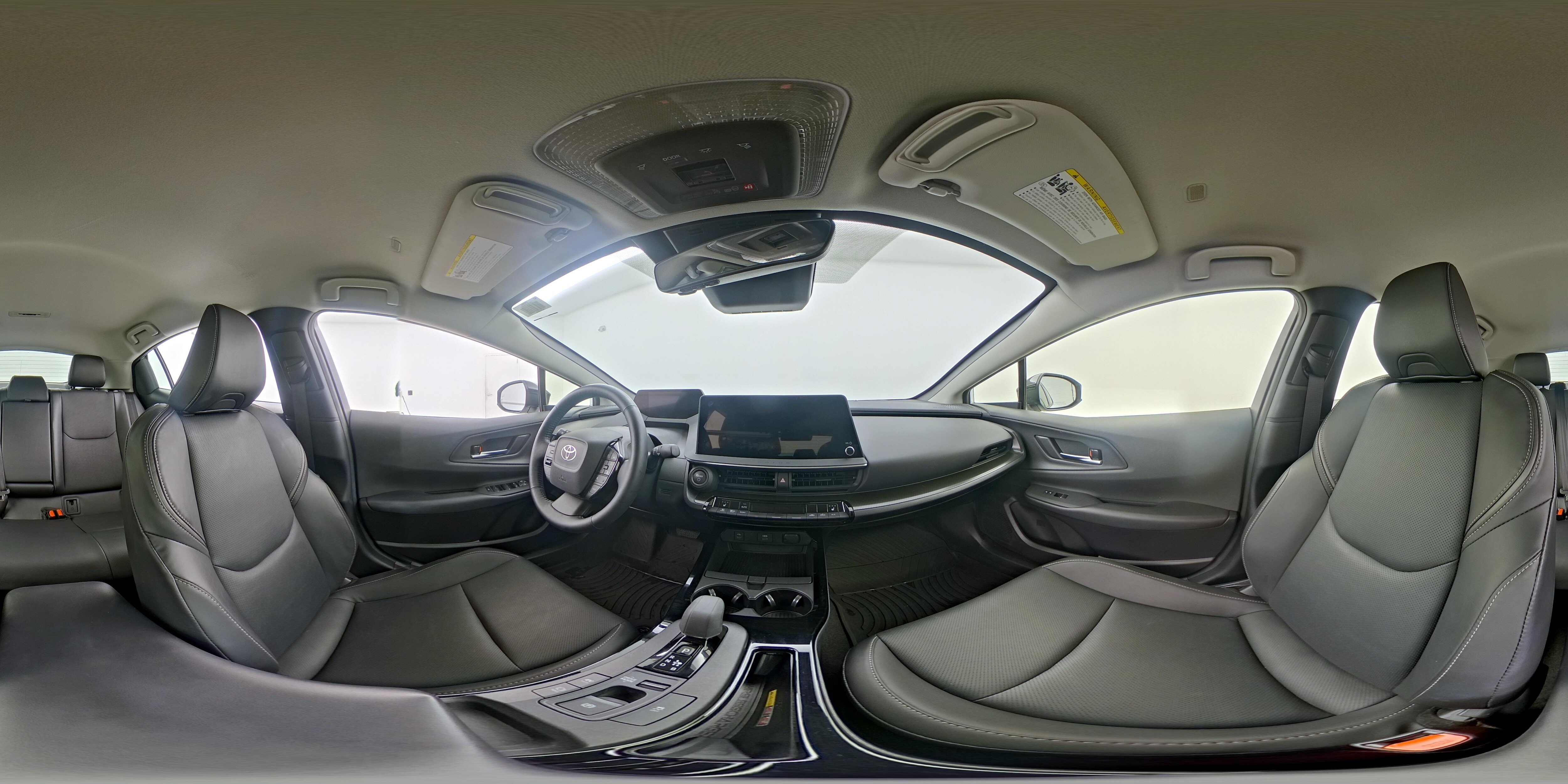 2025 Toyota Prius Nightshade - Photo 24