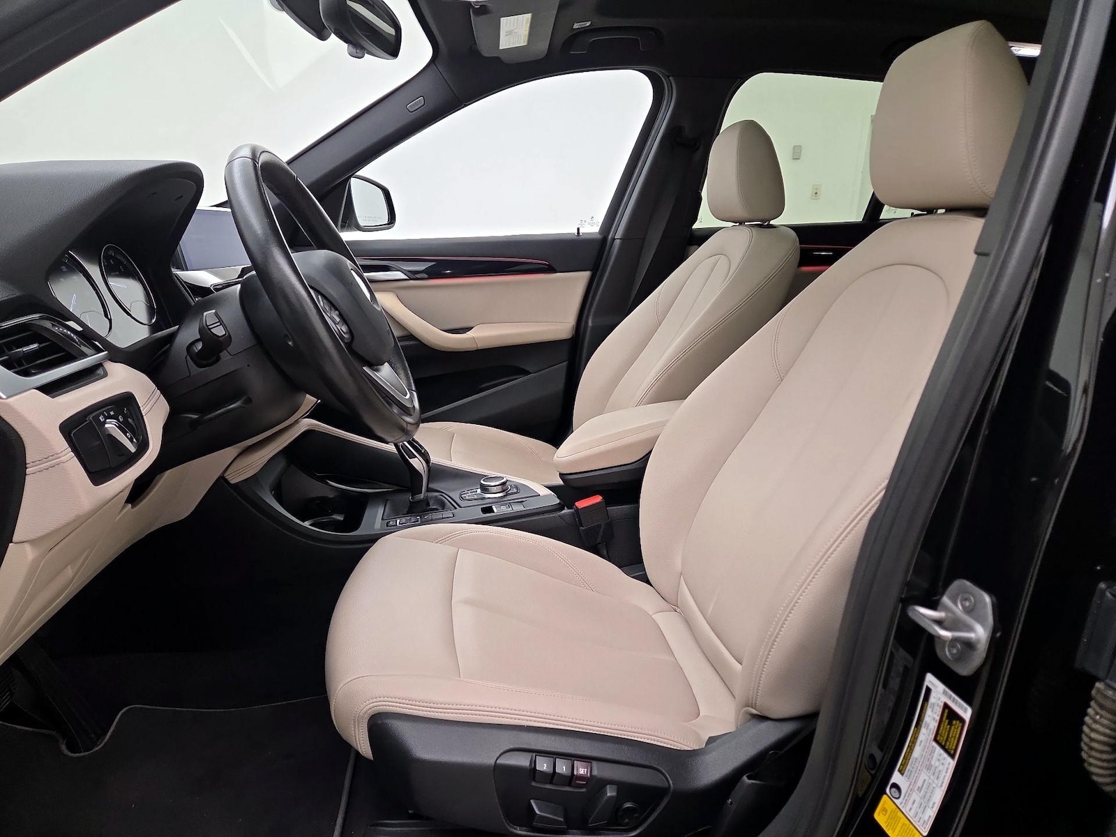 Power Seat(s) & Side Airbags