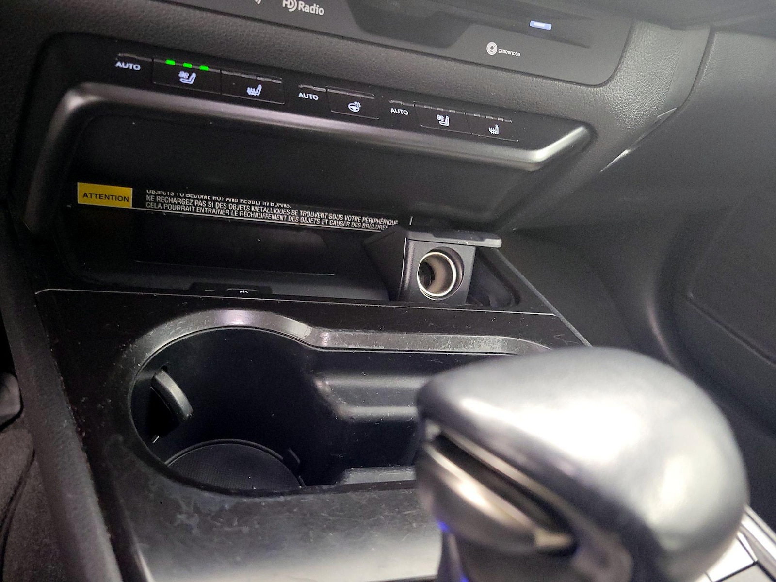 2022 Lexus UX Hybrid 250h - Photo 19
