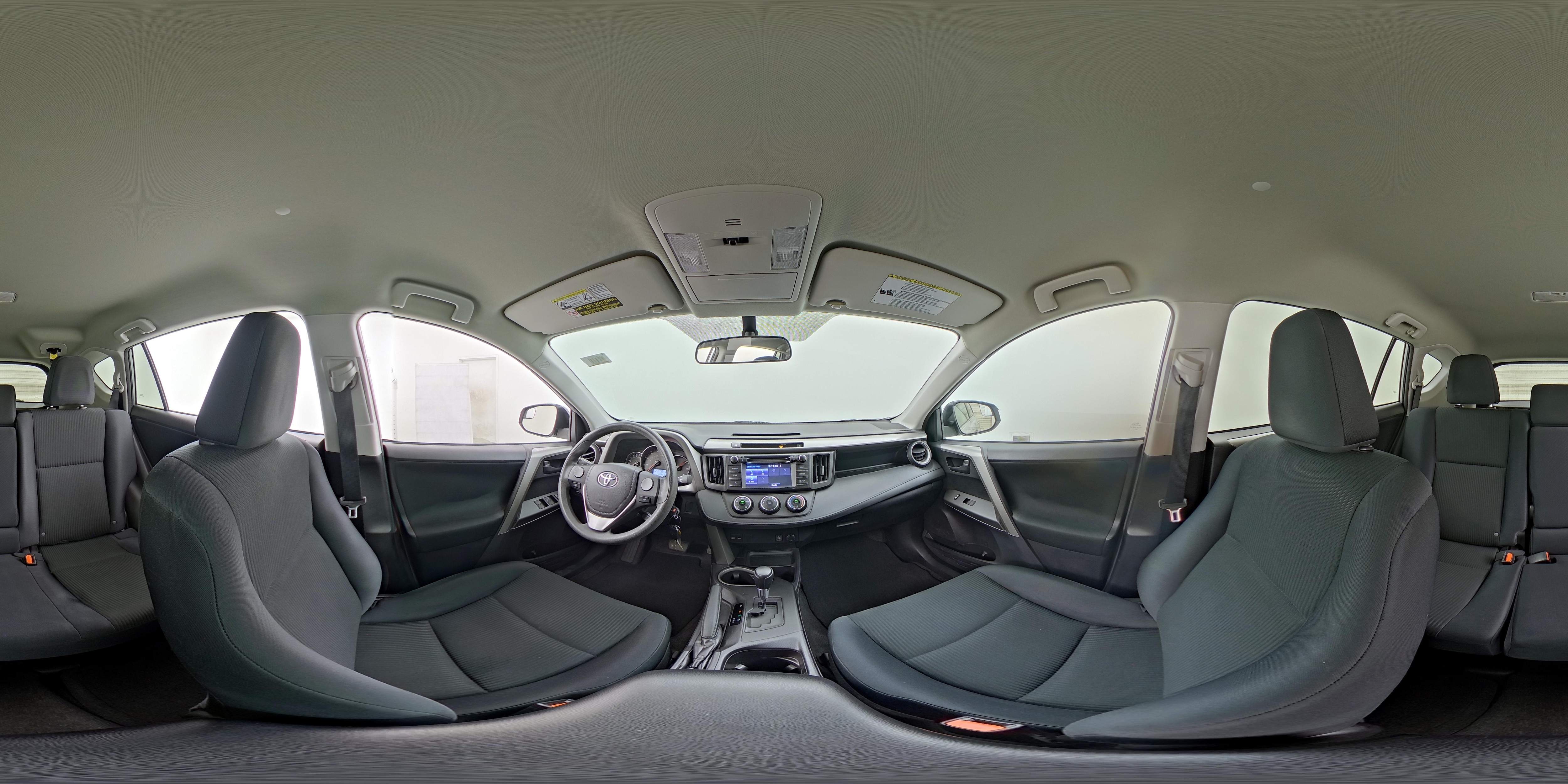2016 Toyota RAV4 LE - Photo 24
