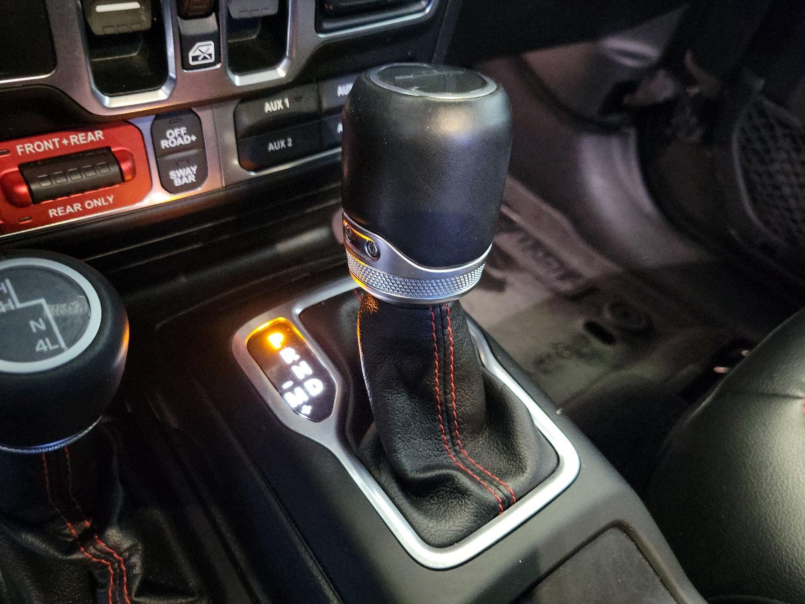 2020 Jeep Gladiator Rubicon - Photo 19