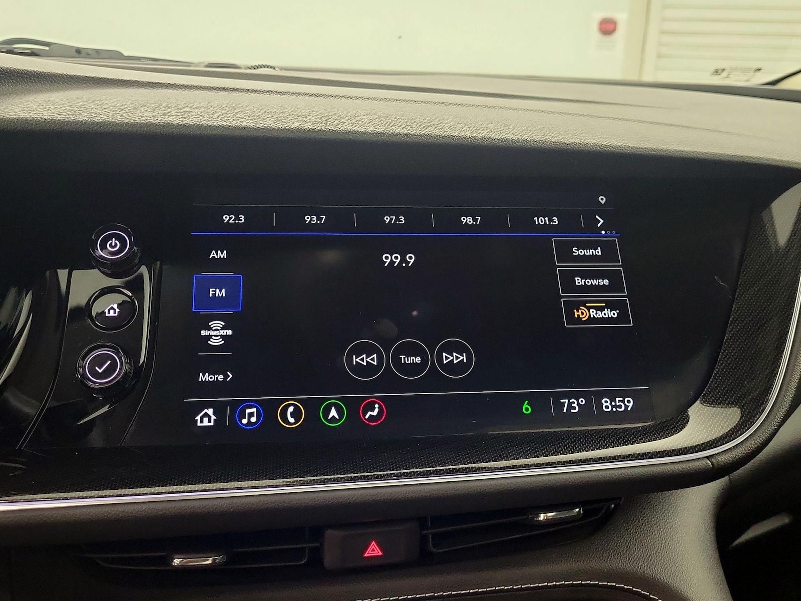 2022 Buick Envision Essence - Photo 14