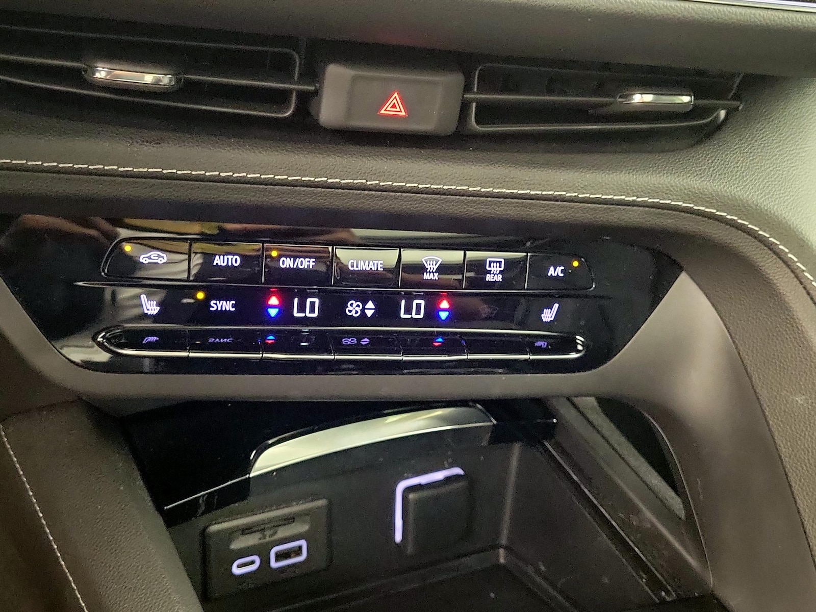 2022 Buick Envision Essence - Photo 15