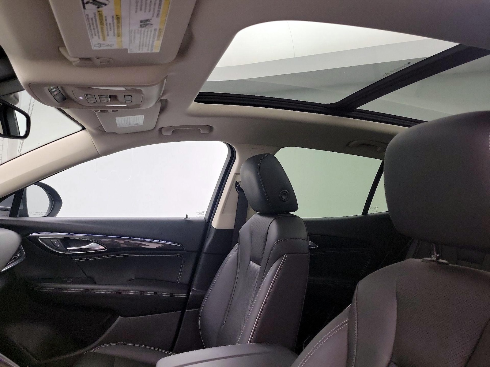 2022 Buick Envision Essence - Photo 18