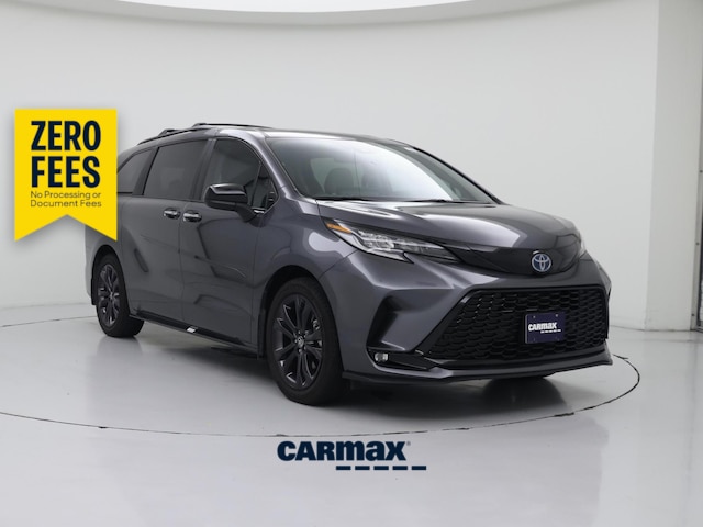 Gray 2025 Toyota Sienna Minivan Front-Wheel Drive Automatic