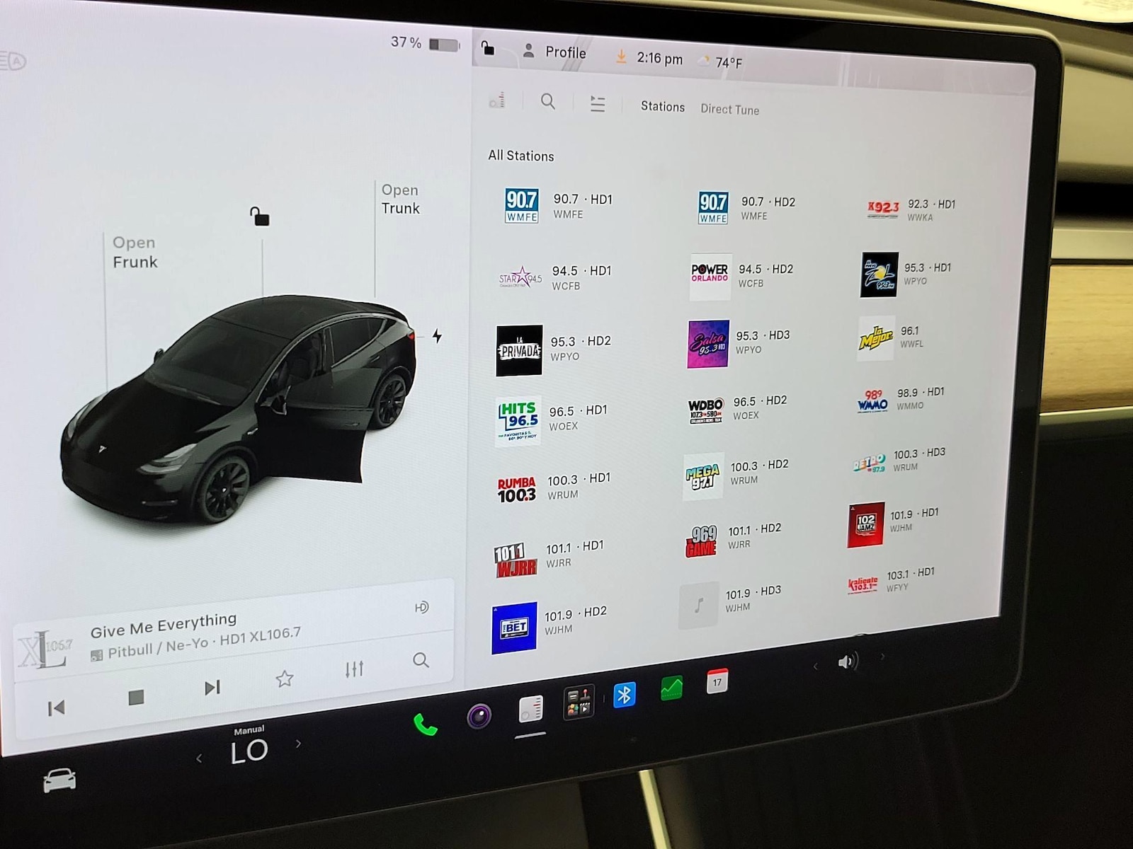 2021 Tesla Model Y Long Range - Photo 16