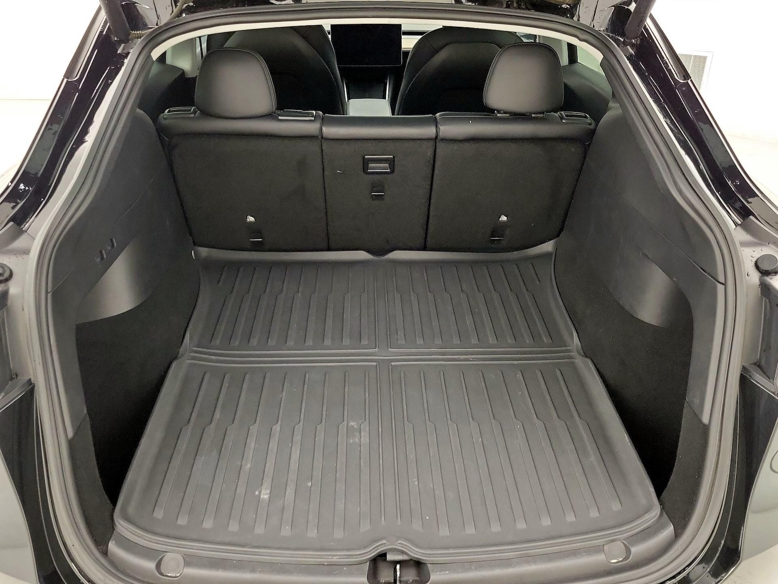 2021 Tesla Model Y Long Range - Photo 21
