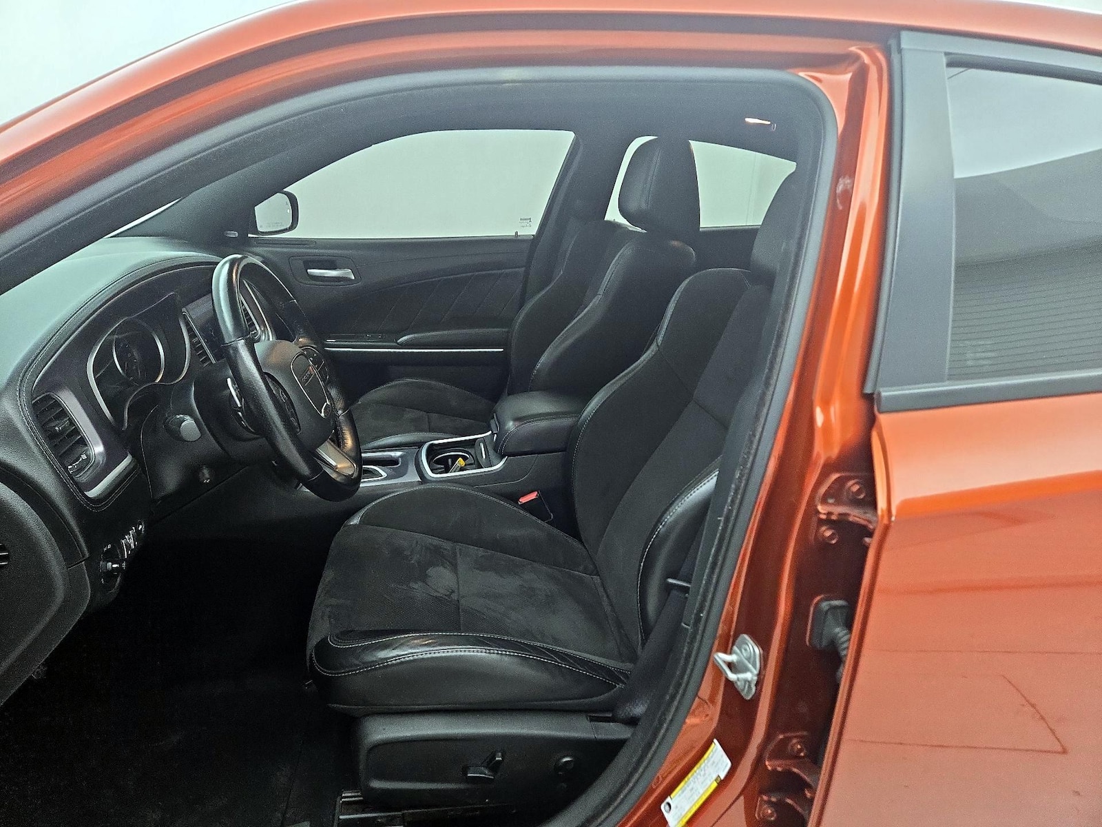 Power Seat(s) & Side Airbags