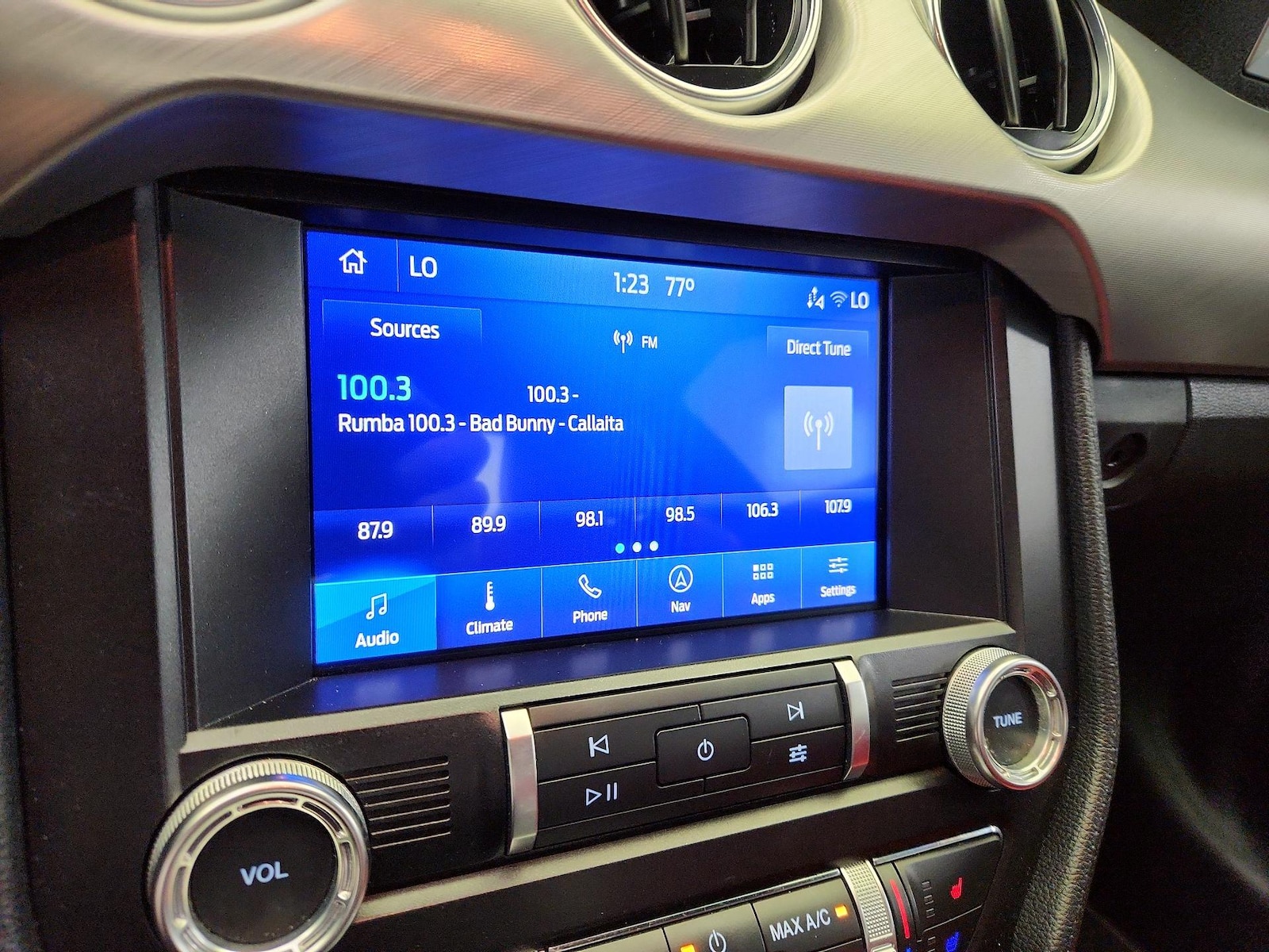 2022 Ford Mustang EcoBoost Premium - Photo 17