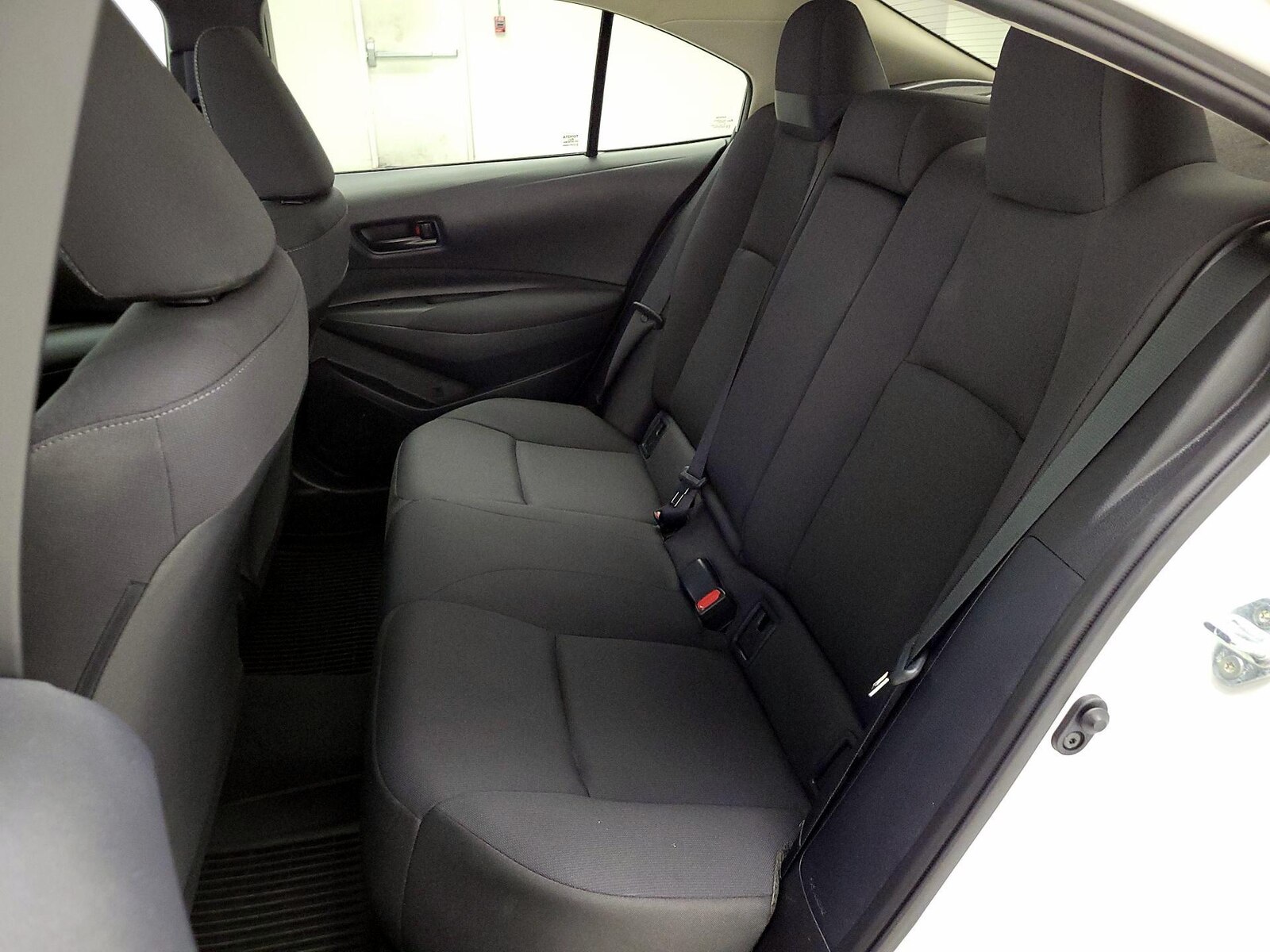 2024 Toyota Corolla LE - Photo 21